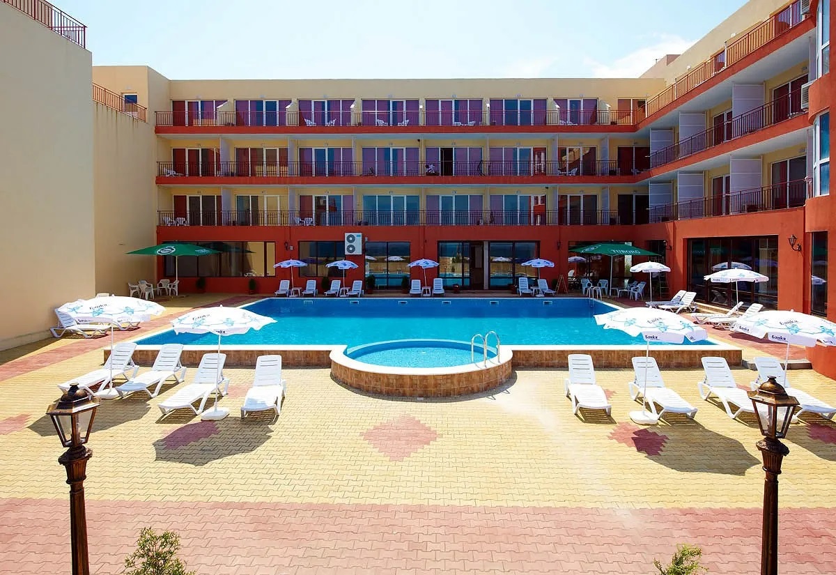 Complex Relax Hotel-Spoljasnji izgled.jpg
