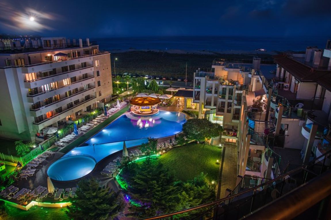 Hotel Prestige City II-Nocni izgled.jpg