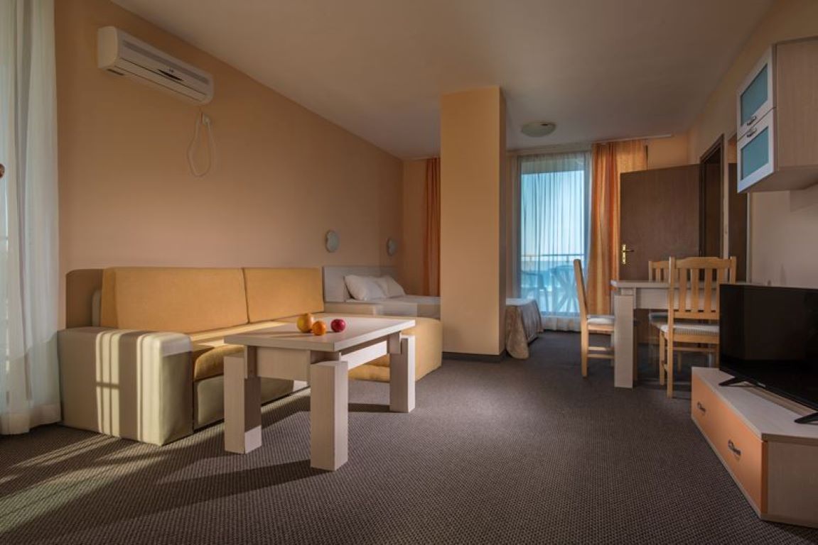 Hotel Prestige City II-Studio.jpg