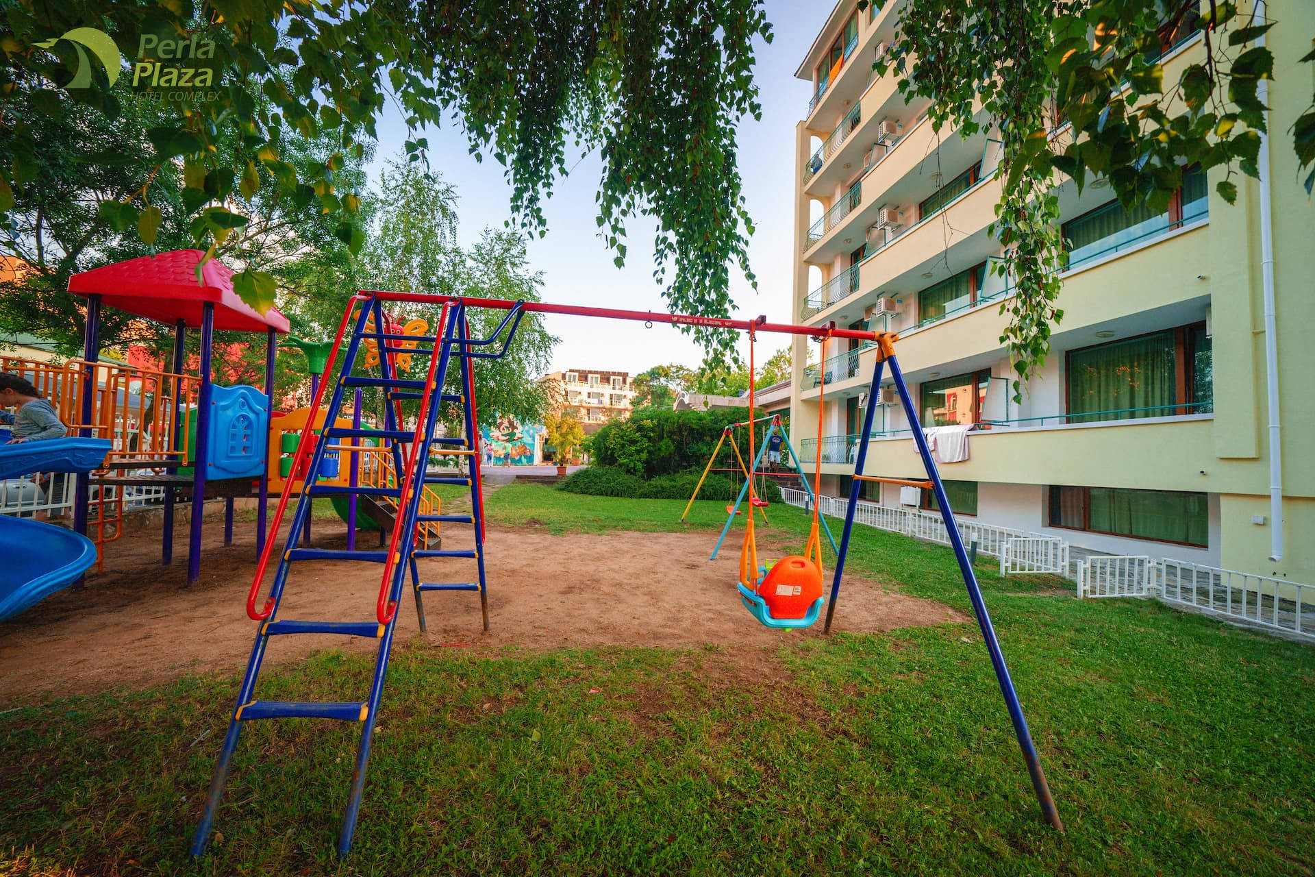Perla Plaza-Decije igraliste.jpg