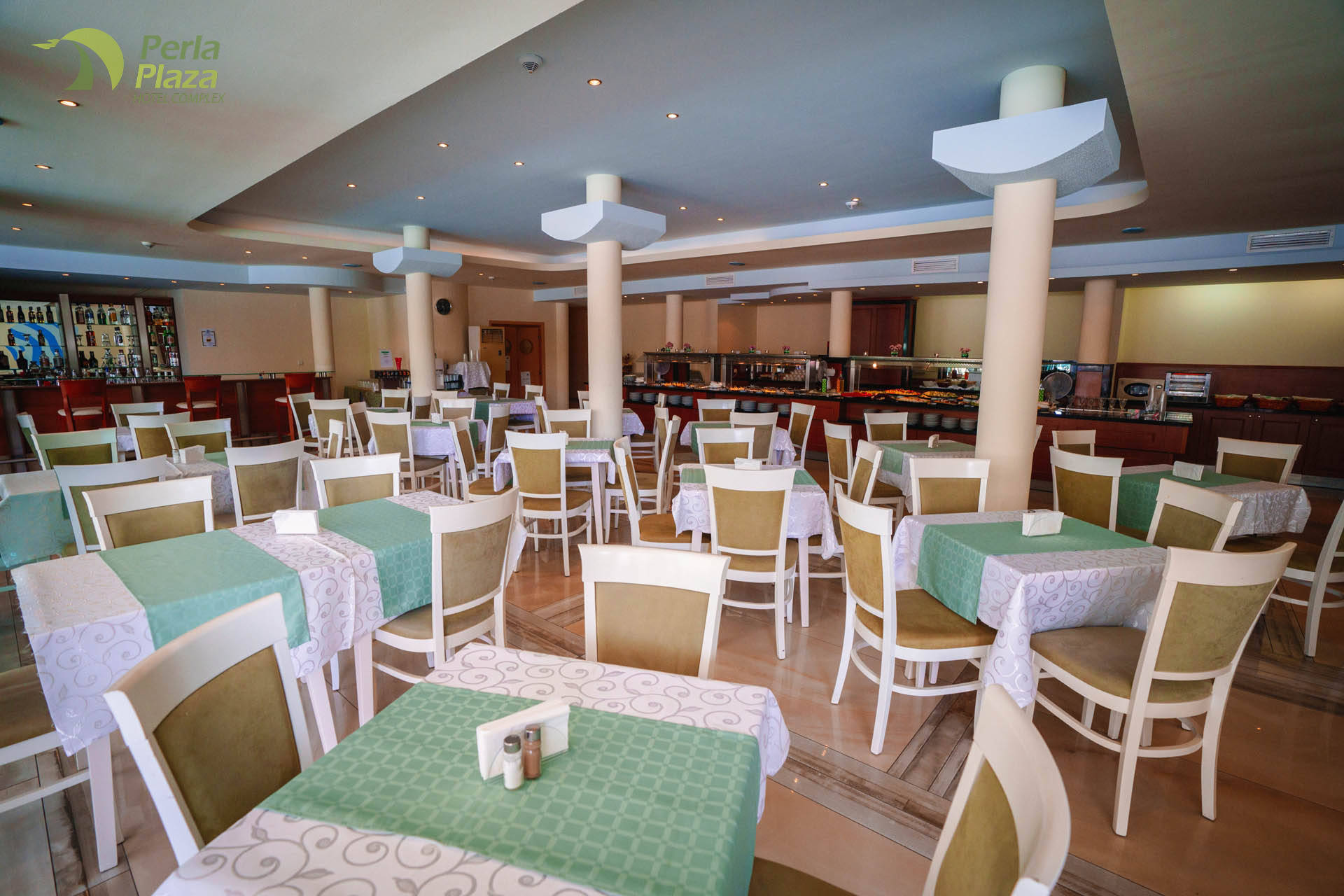 Perla Plaza Hotel-Restoran.jpg