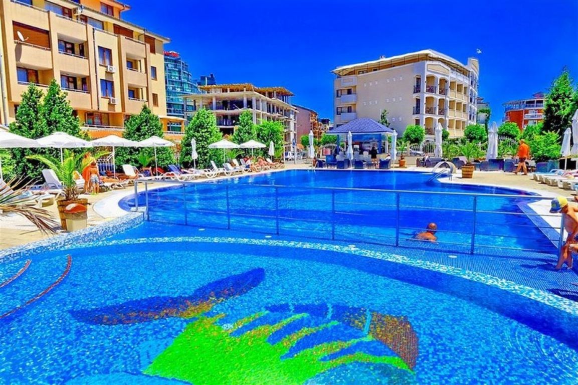 Queen Nelly Hotel-Deciji bazen.jpg