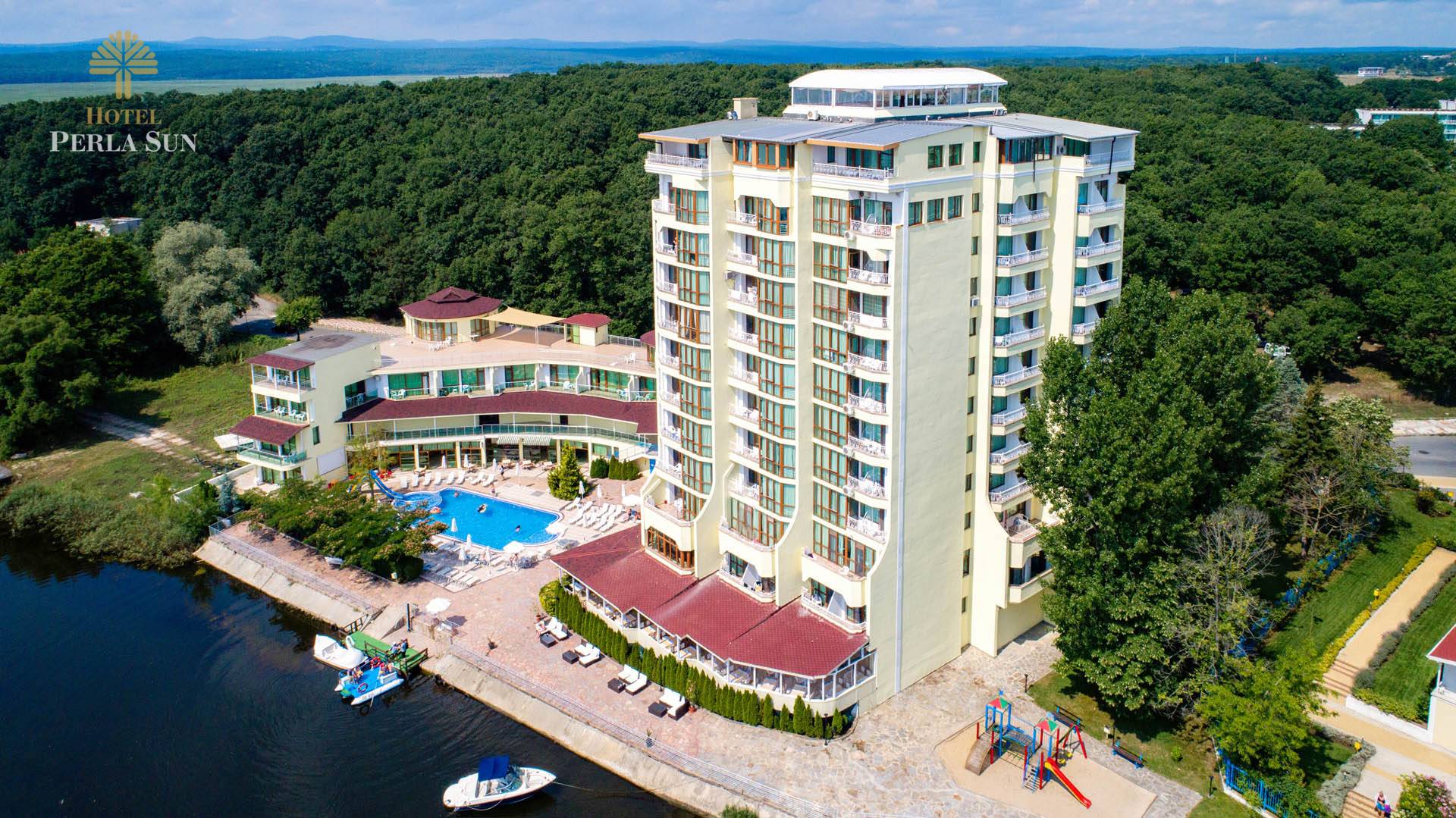 Hotel Perla Sun-Panorama hotela.jpg