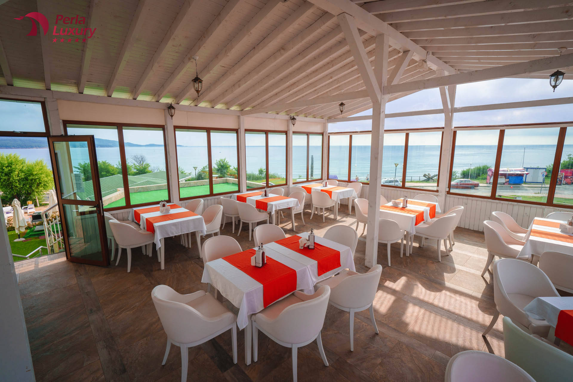 Perla Beach Luxury Hotel-Restoran.jpg