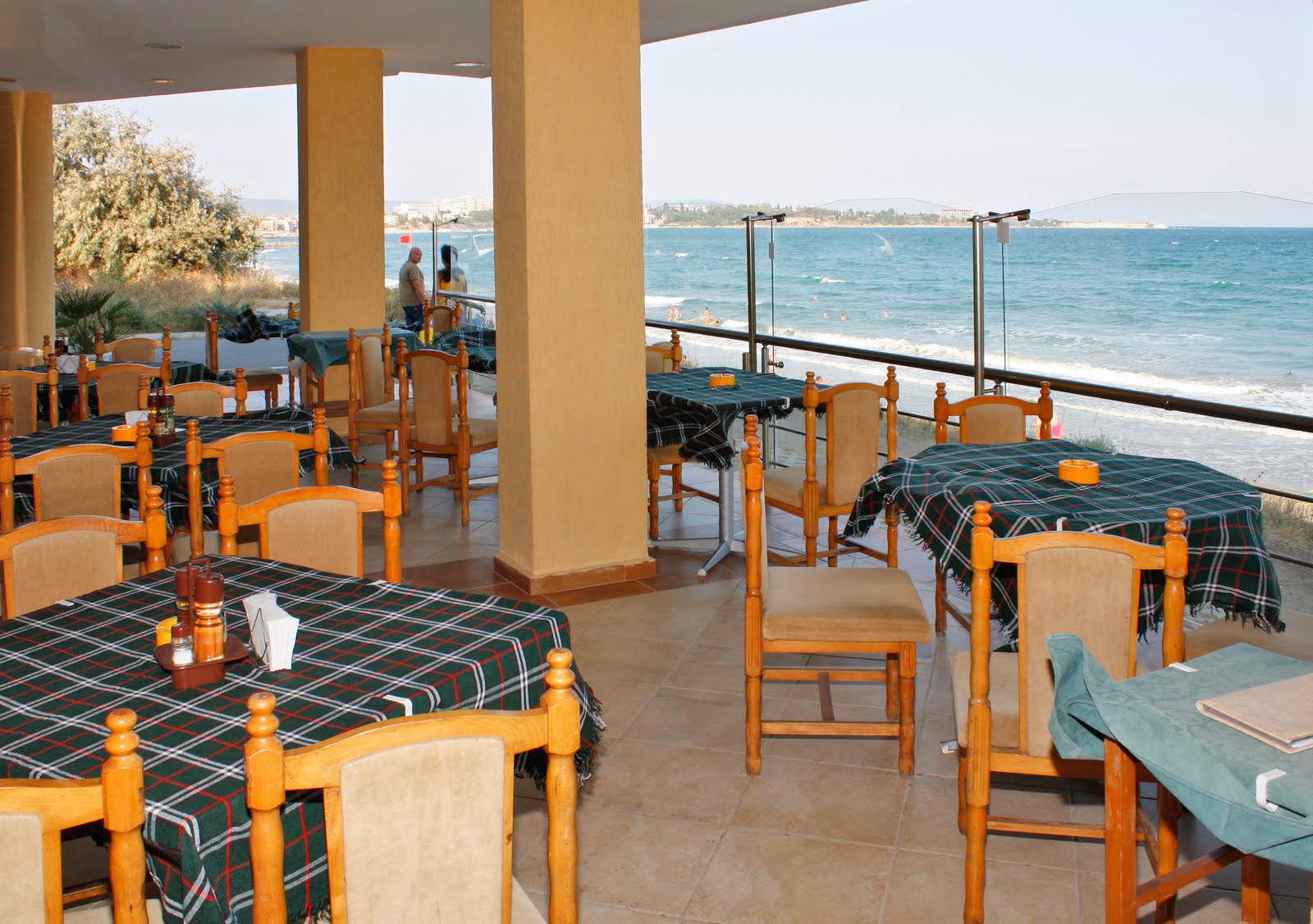 Biju Hotel-Restoran.jpg