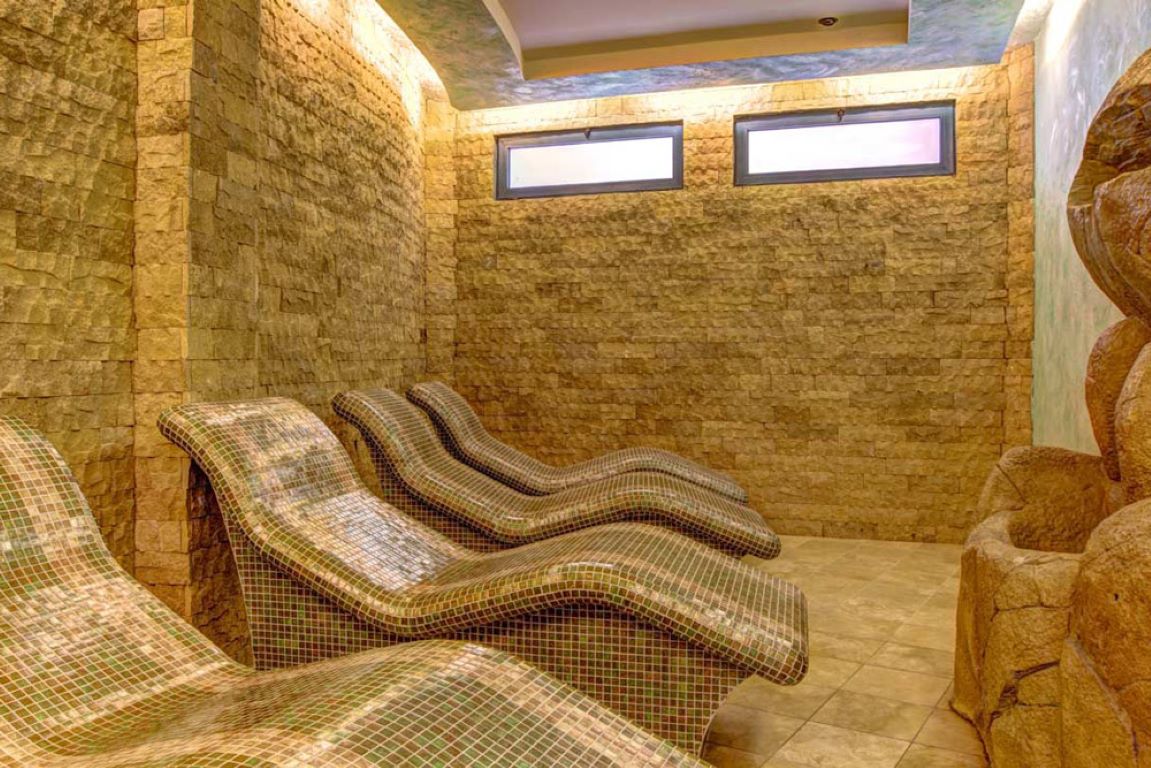 Primorsko Del Sol Hotel-Parno kupatilo.jpg