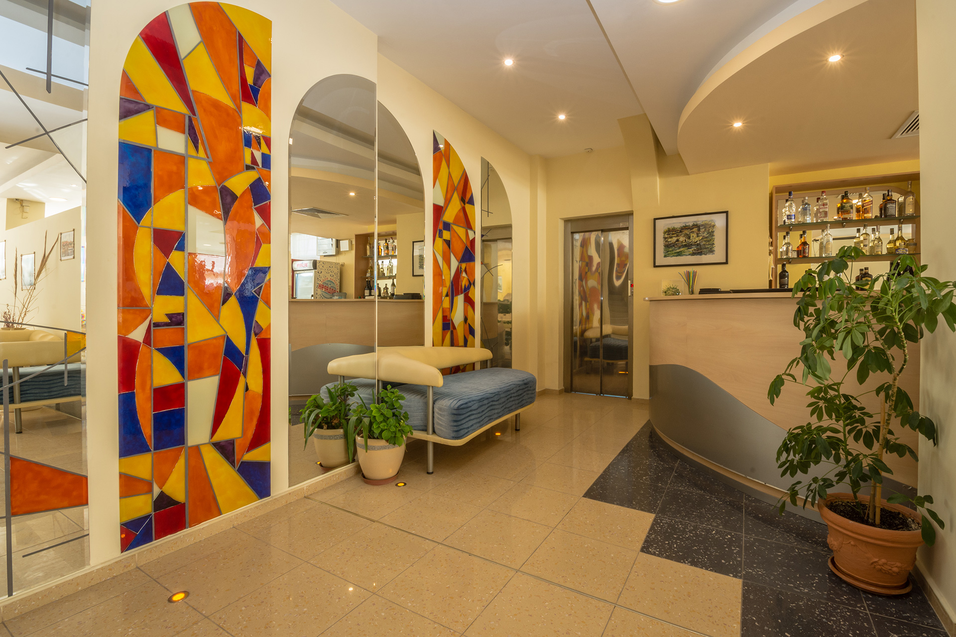 Briz Hotel-Lobby bar.jpg