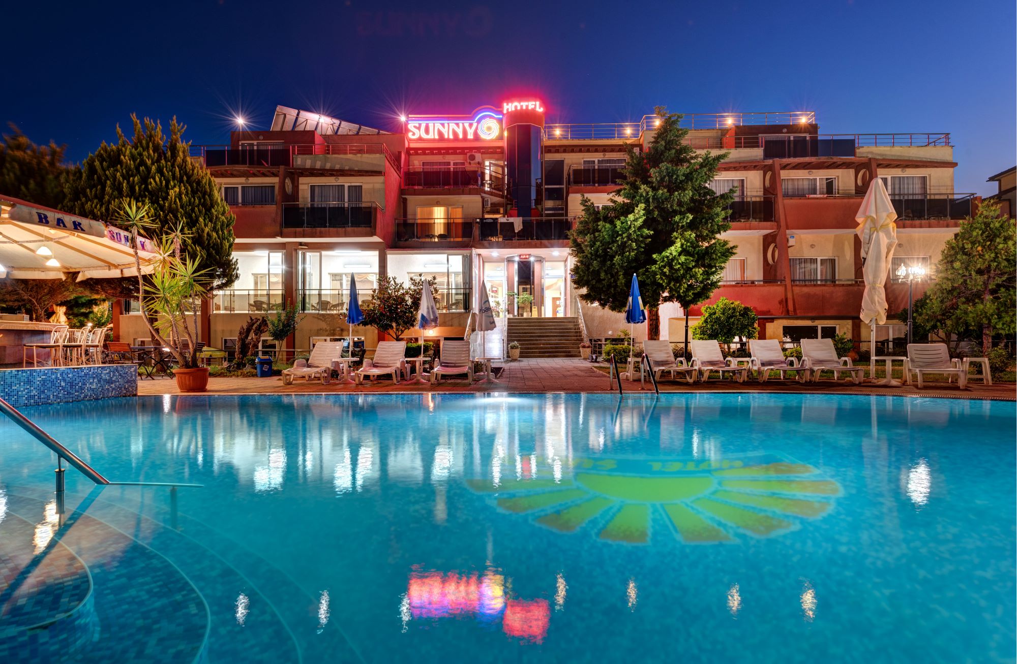 Sunny Sozopol-Bazen.jpg