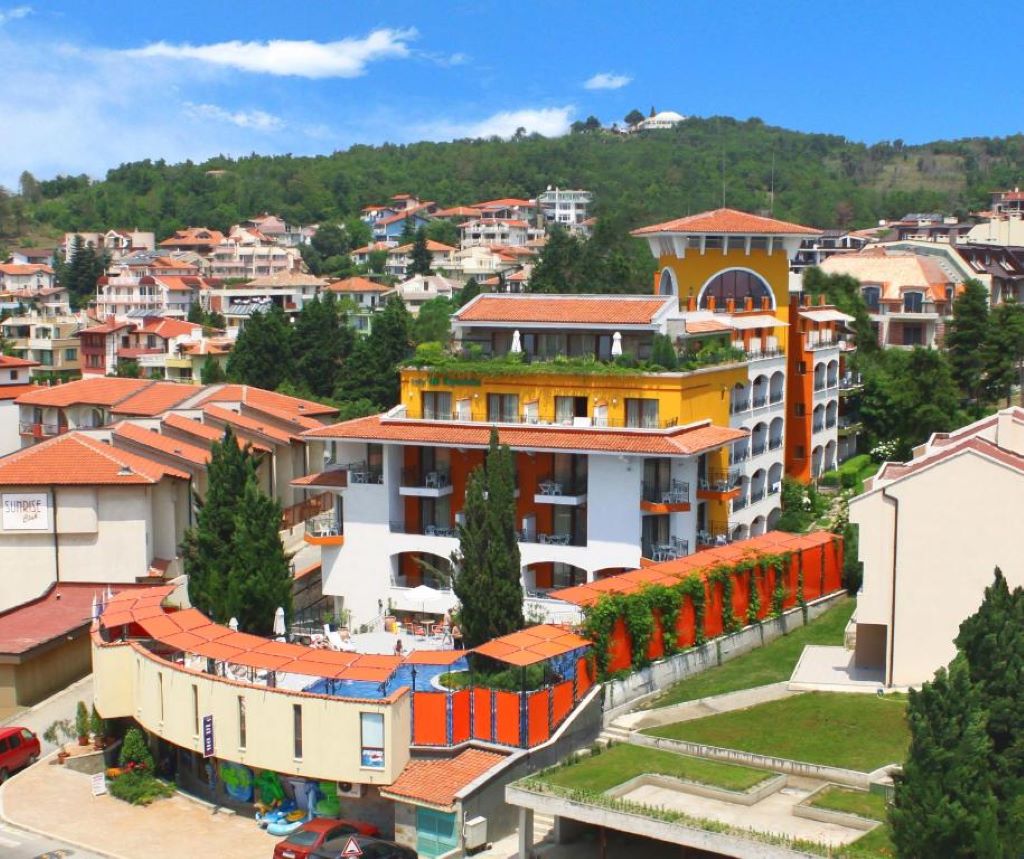 Hotel Kiparisite-Panorama.jpg