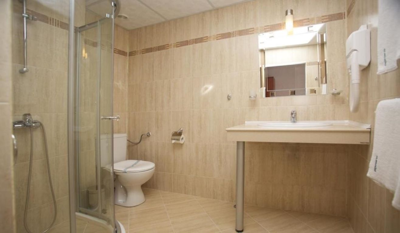 Dunav hotel kupatilo.jpg