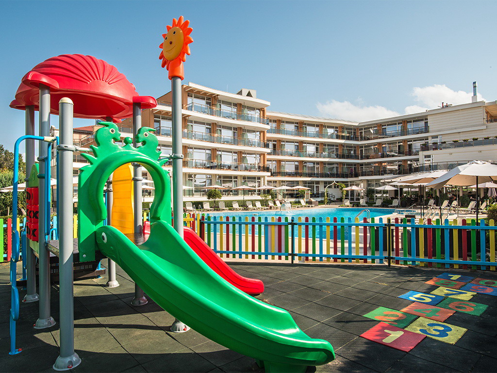 Miramar Hotel-Decije igraliste.jpg