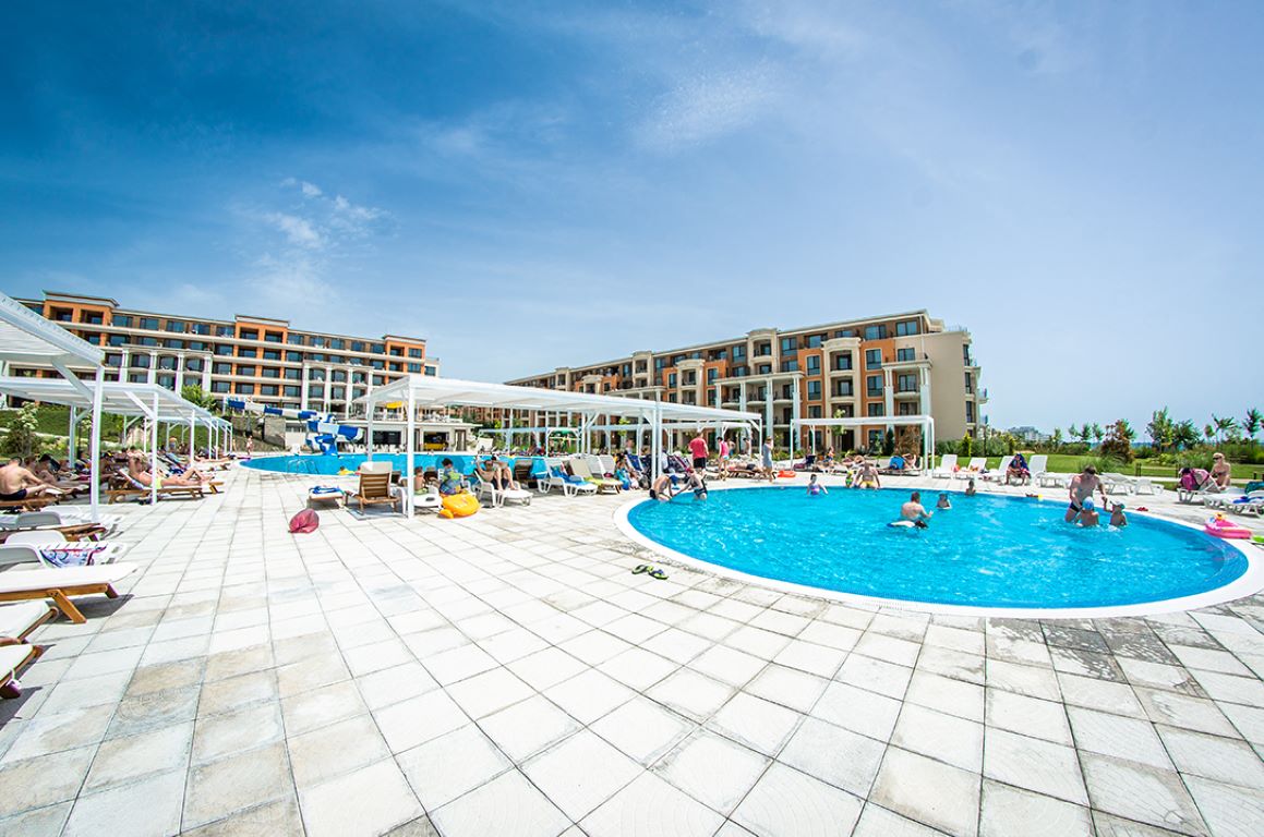 Premier Fort Beach Apart-Deciji bazen.jpg