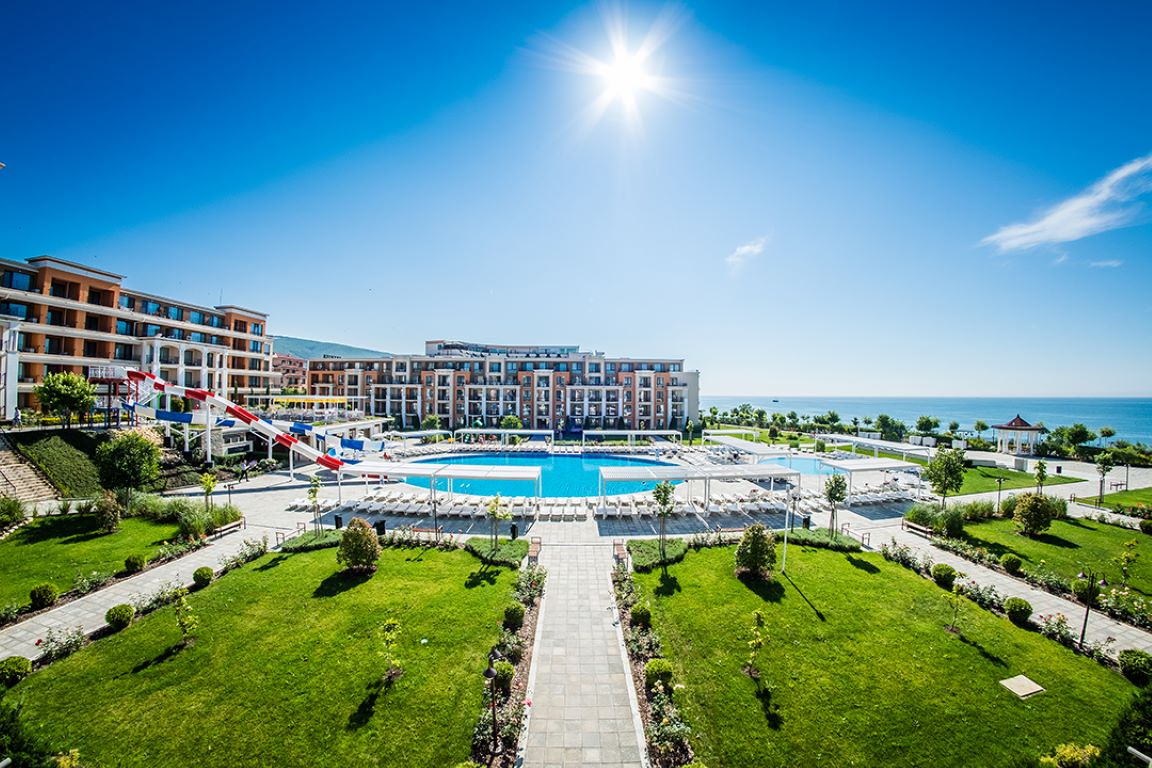Premier Fort Beach Apart-Panorama hotela.jpg