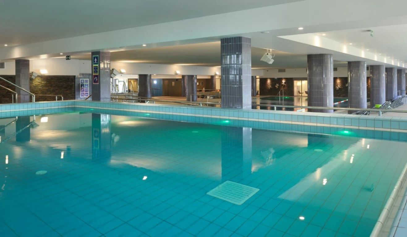 Hotel Laguna Strunjan-Unutrasnji bazen.jpg