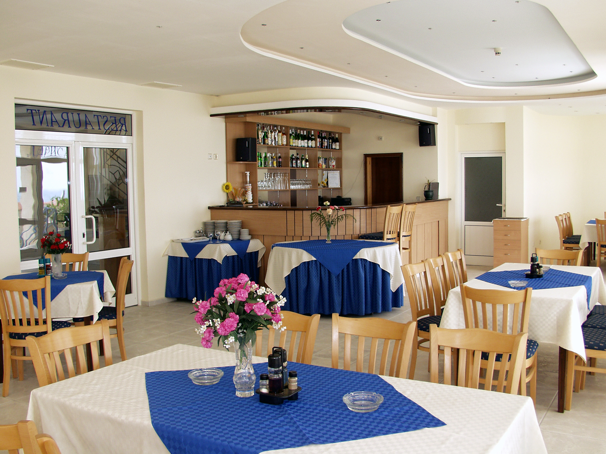 Hotel Larisa-Restoran.jpg