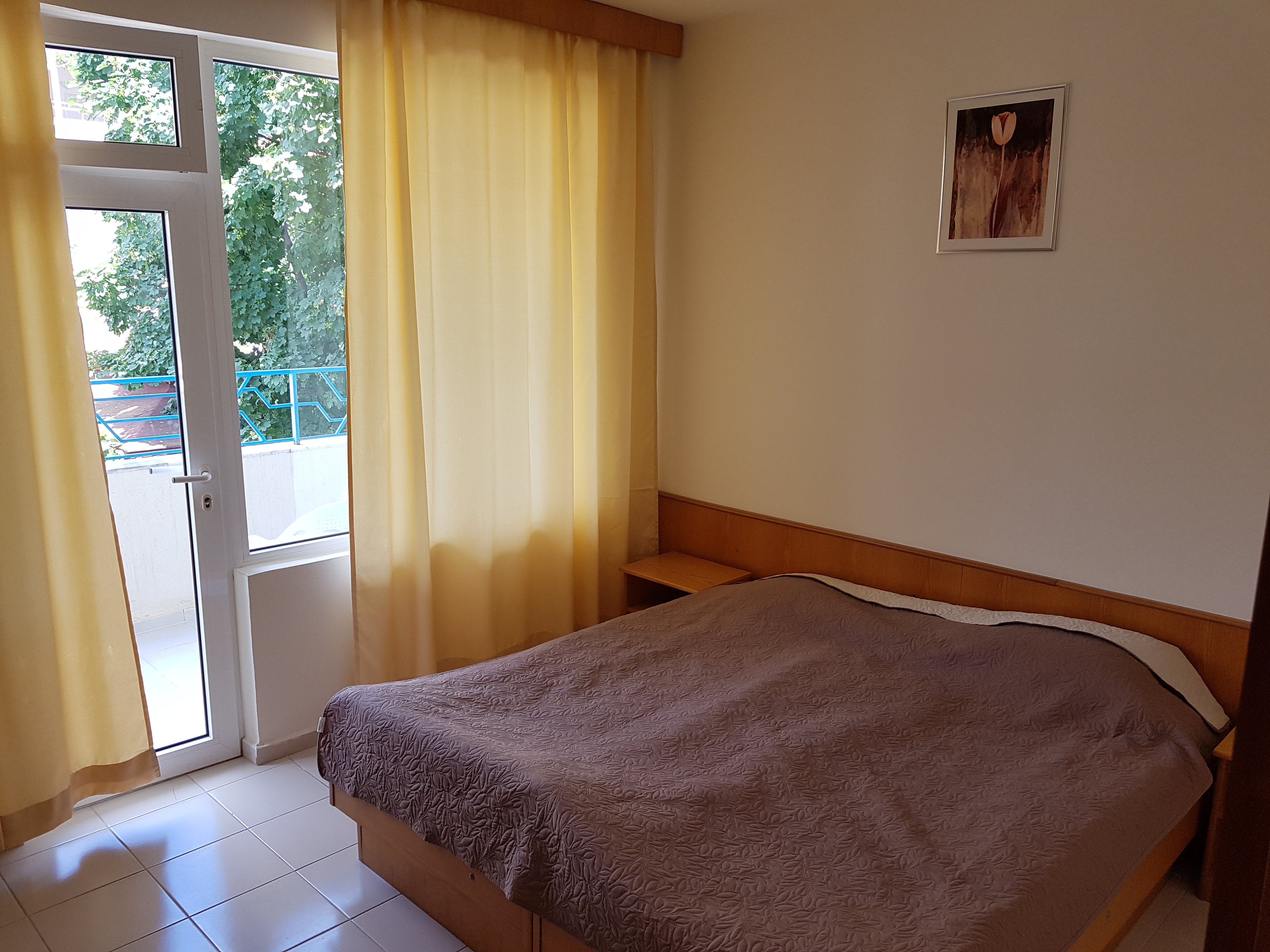 Hotel Larisa-Standardna soba.jpg