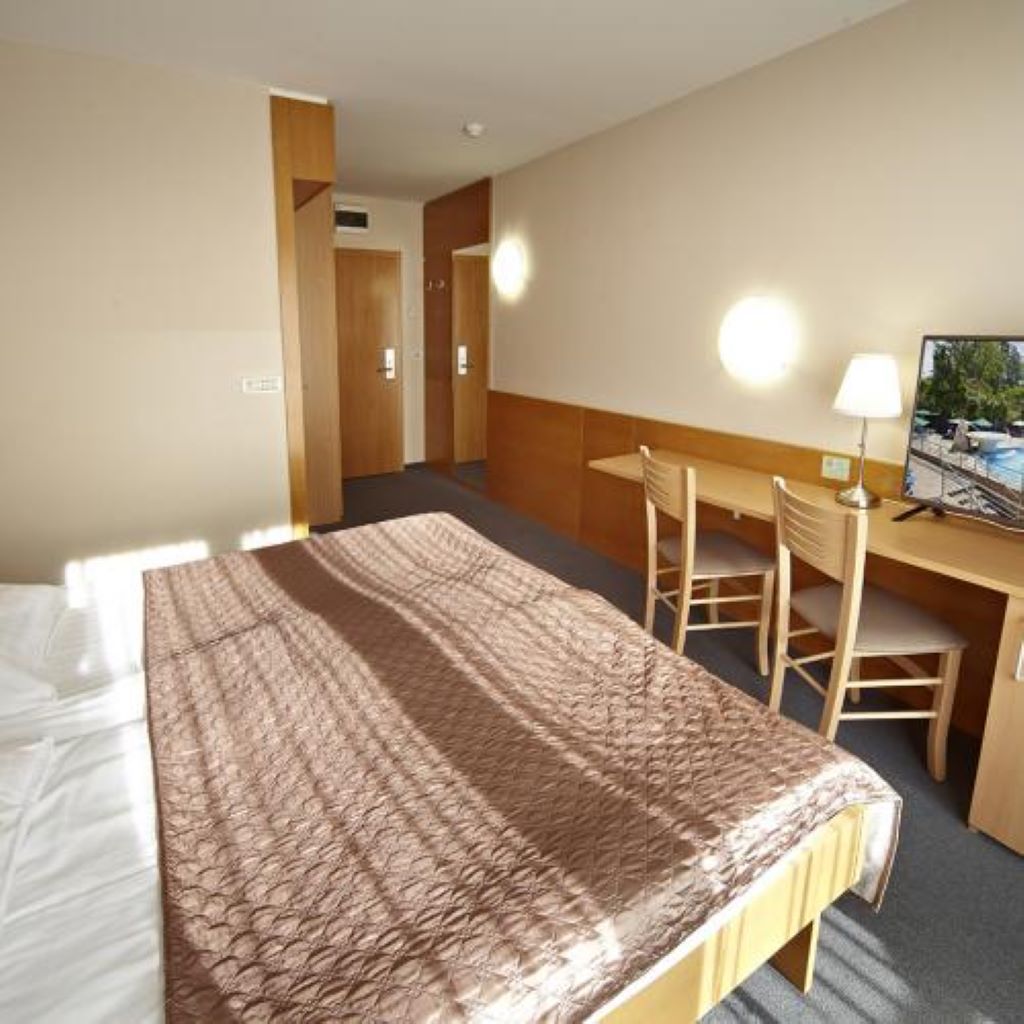 Hotel Vita-Standardna soba.jpg