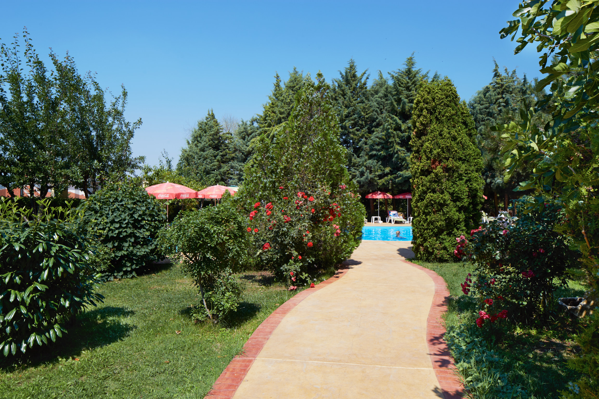 Consul Hotel-Basta.jpg