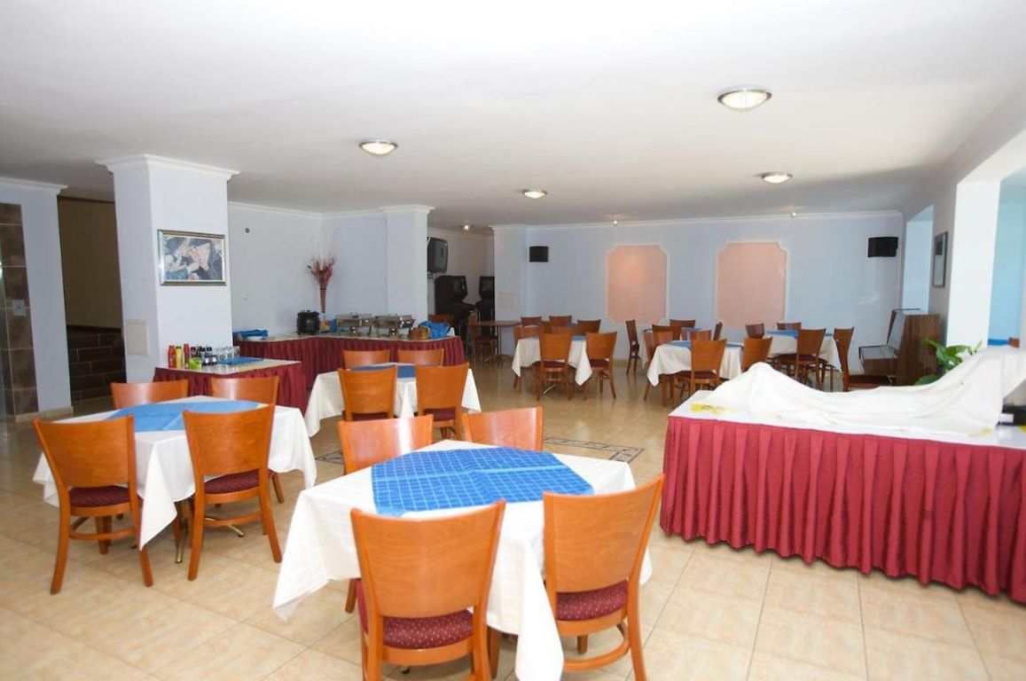 Consul Hotel-Restoran.jpg