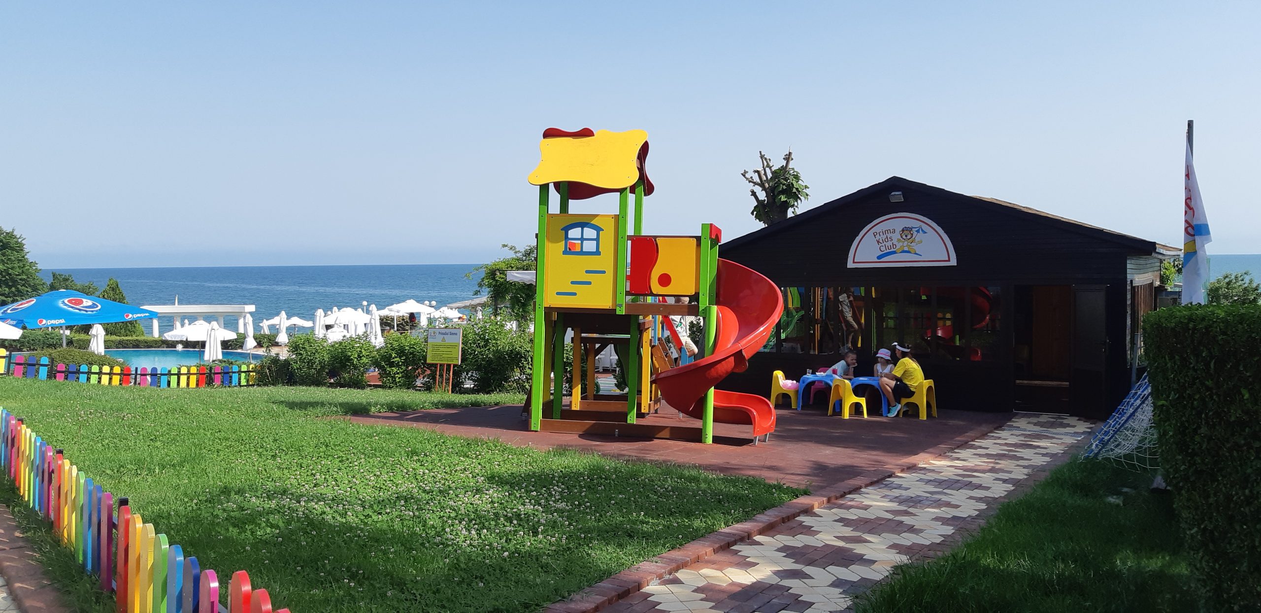 Hotel Sineva Beach-Decije igraliste.jpg