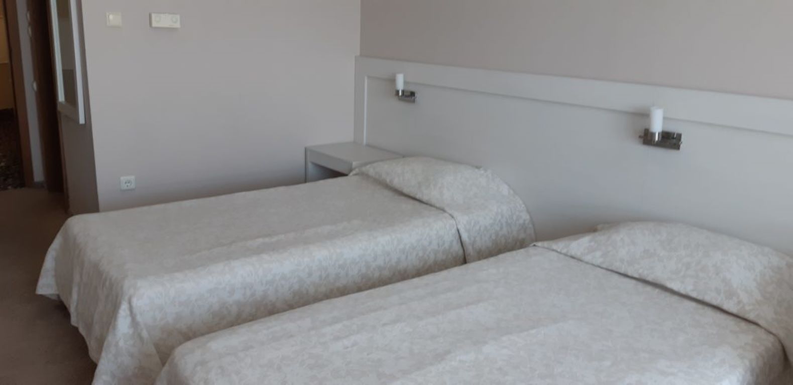 Hotel Sineva Beach-Standardna soba.jpg