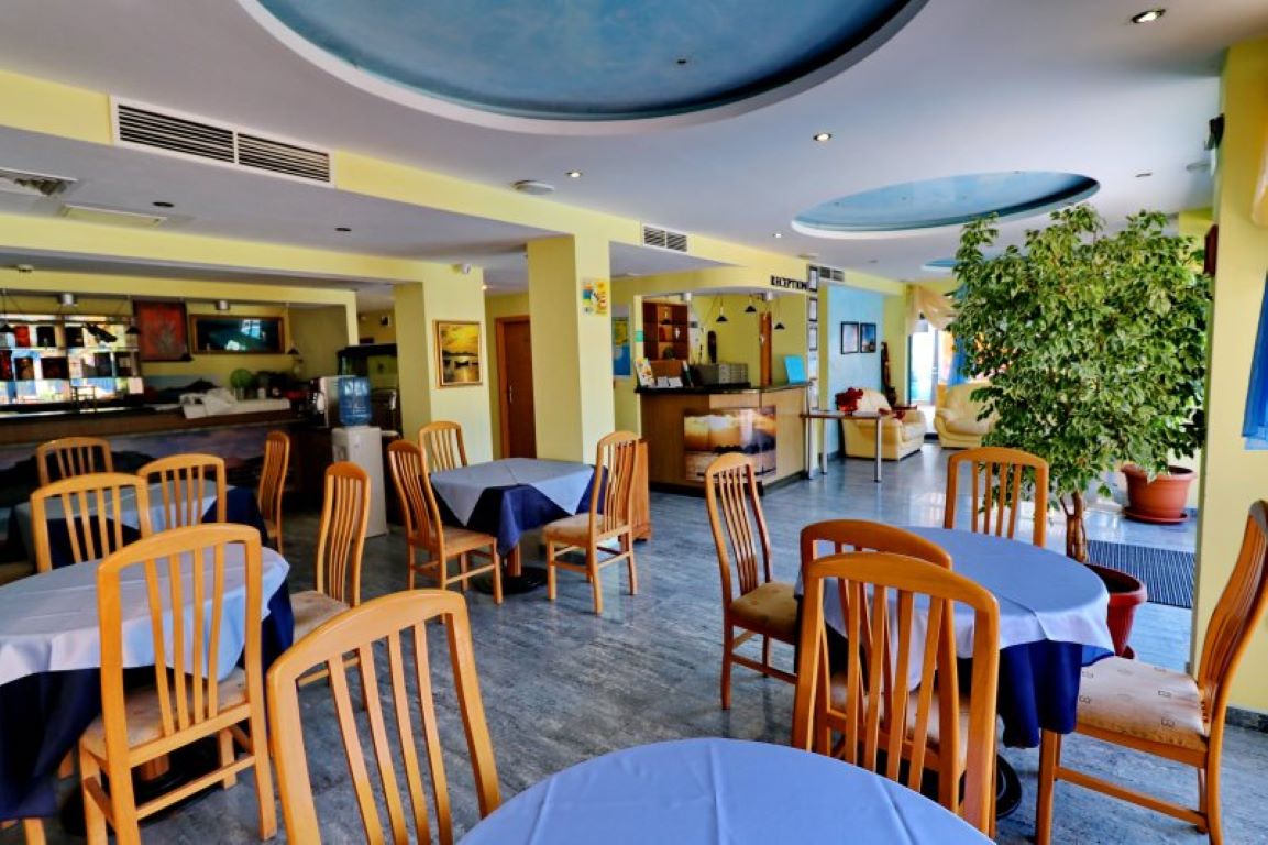 Bora Bora Hotel-Restoran.jpg
