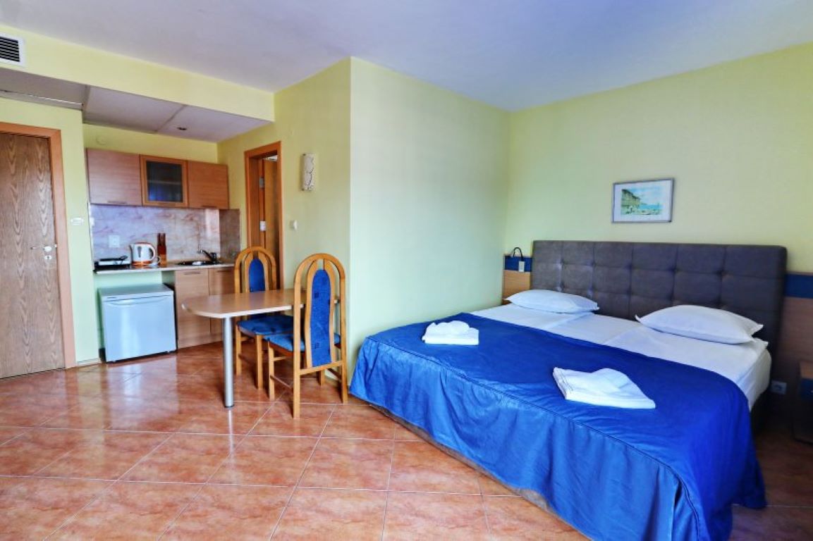 Bora Bora-Studio.jpg