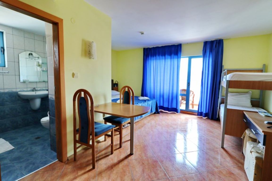 Hotel Bora Bora-Studio.jpg