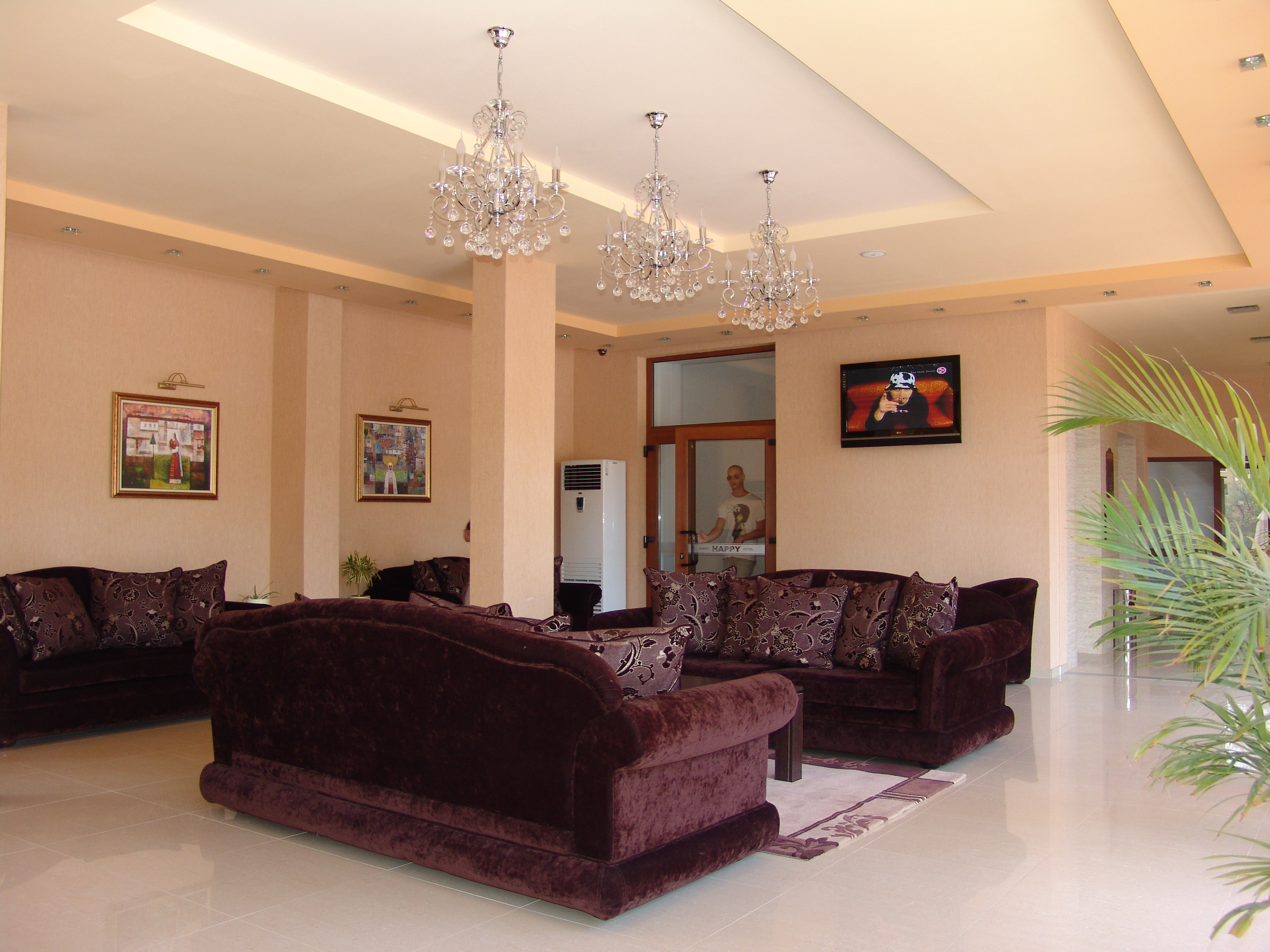 Aparthotel Happy-Lobby.JPG