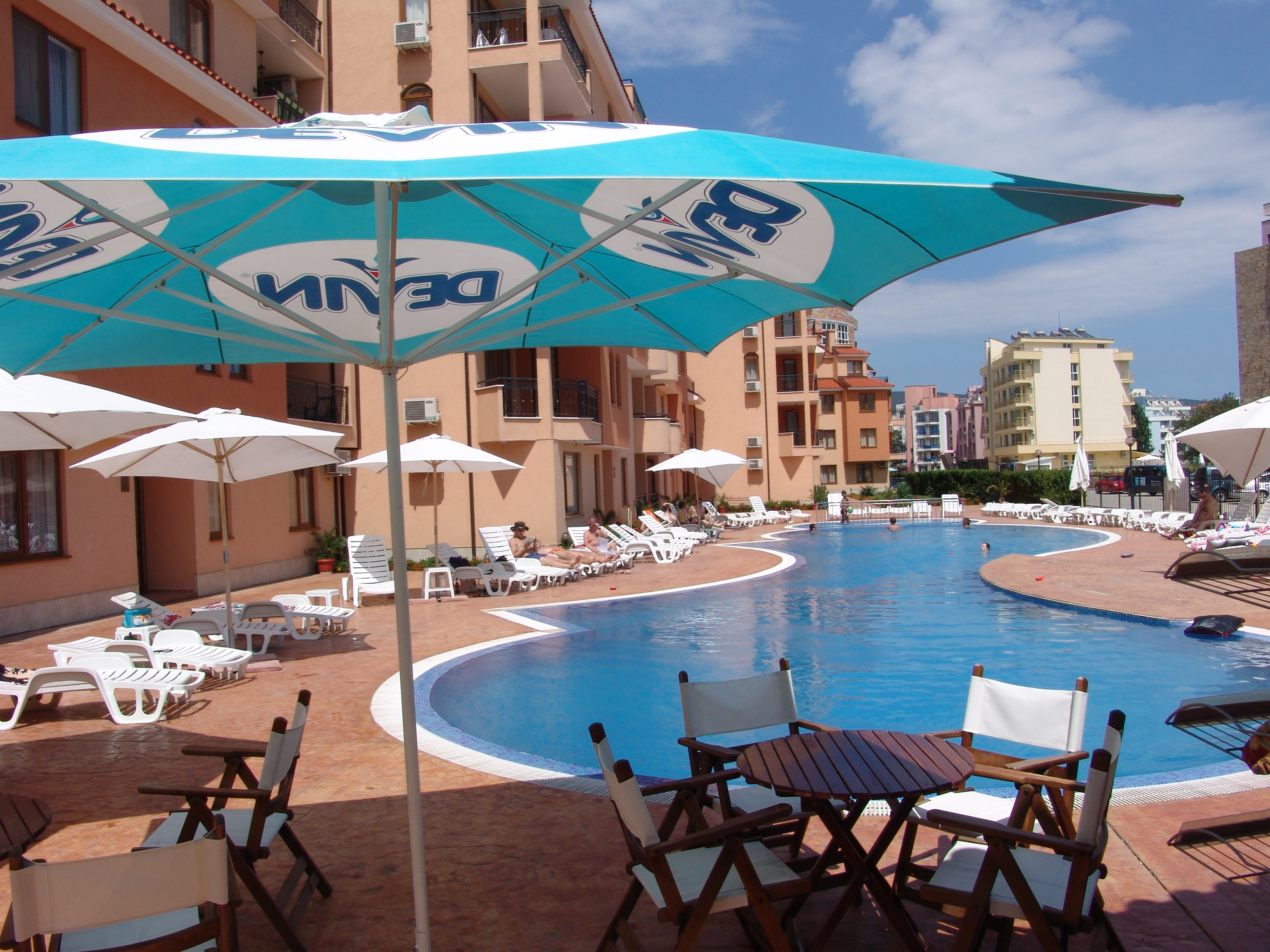 Kasandra Aparthotel-Bazen.JPG