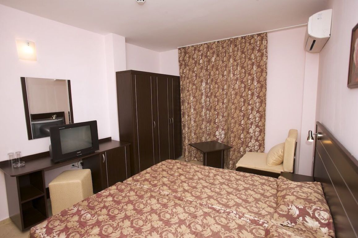 Atol Hotel-Standardna soba.jpg