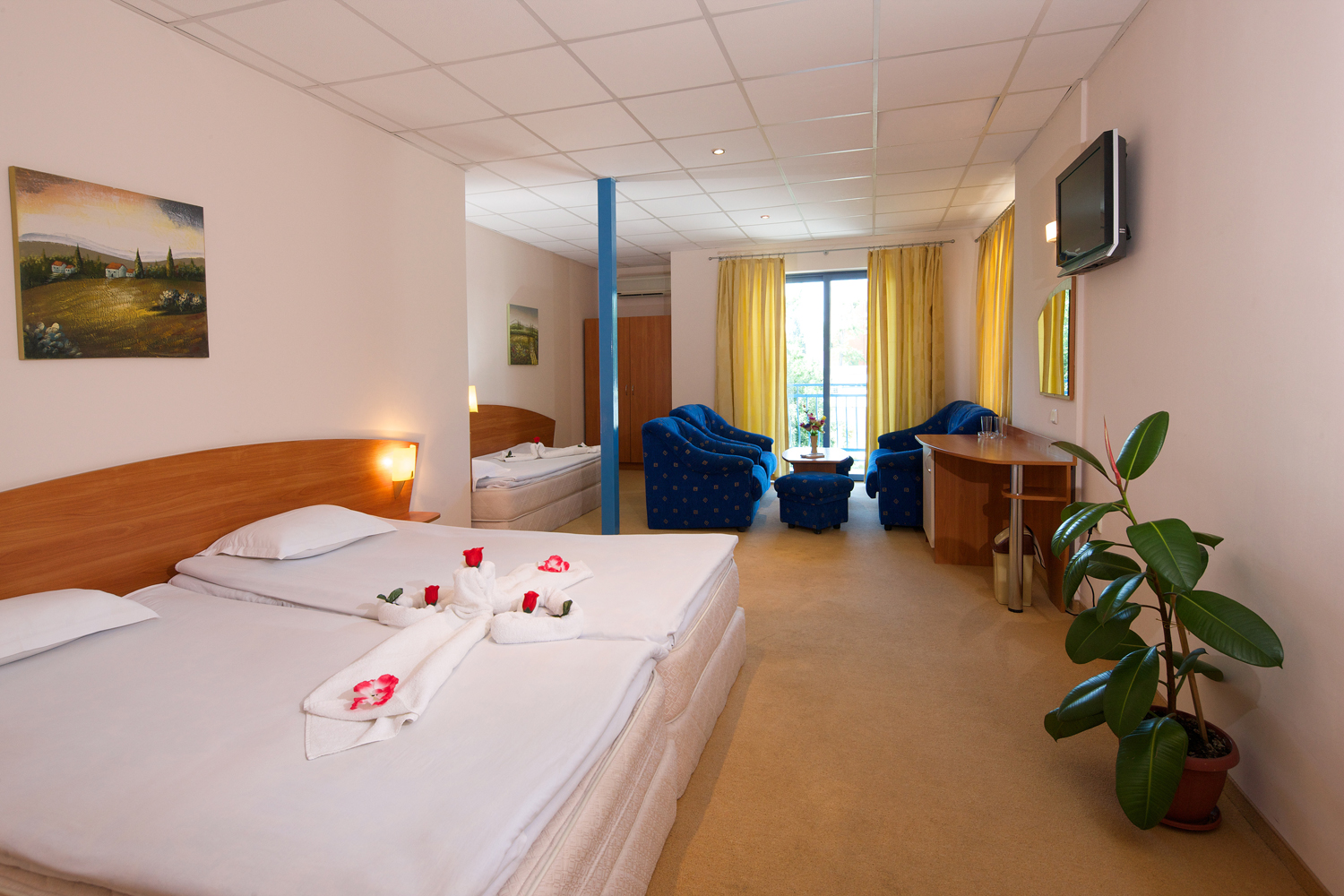 Hotel Paloma-Studio.jpg