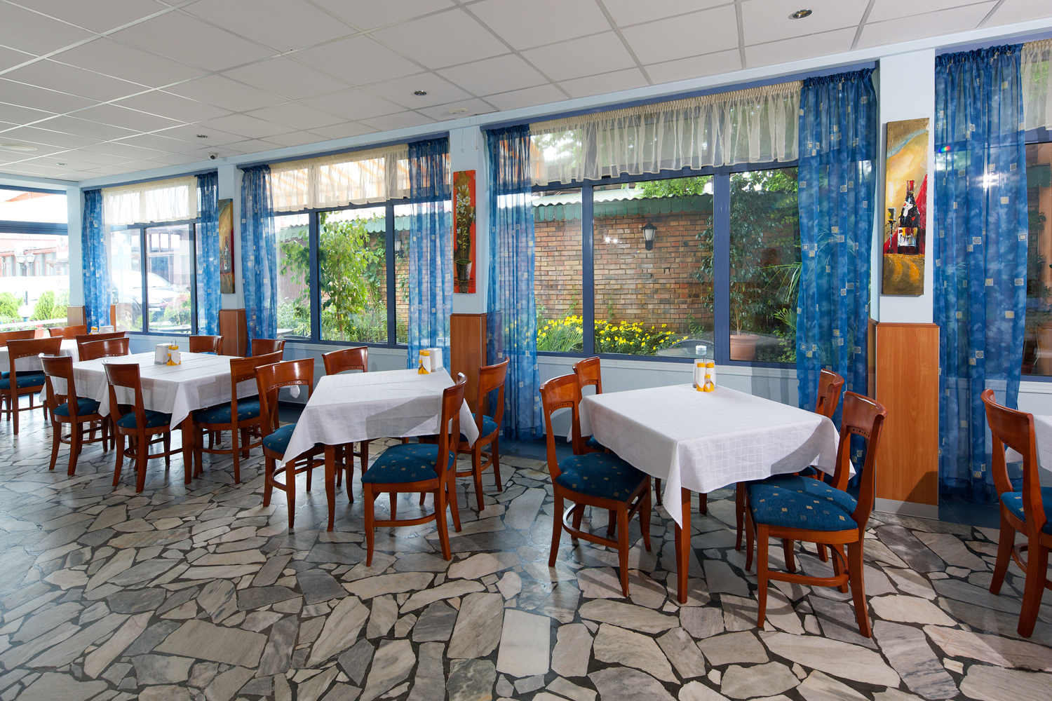 Paloma Hotel-Restoran.jpg