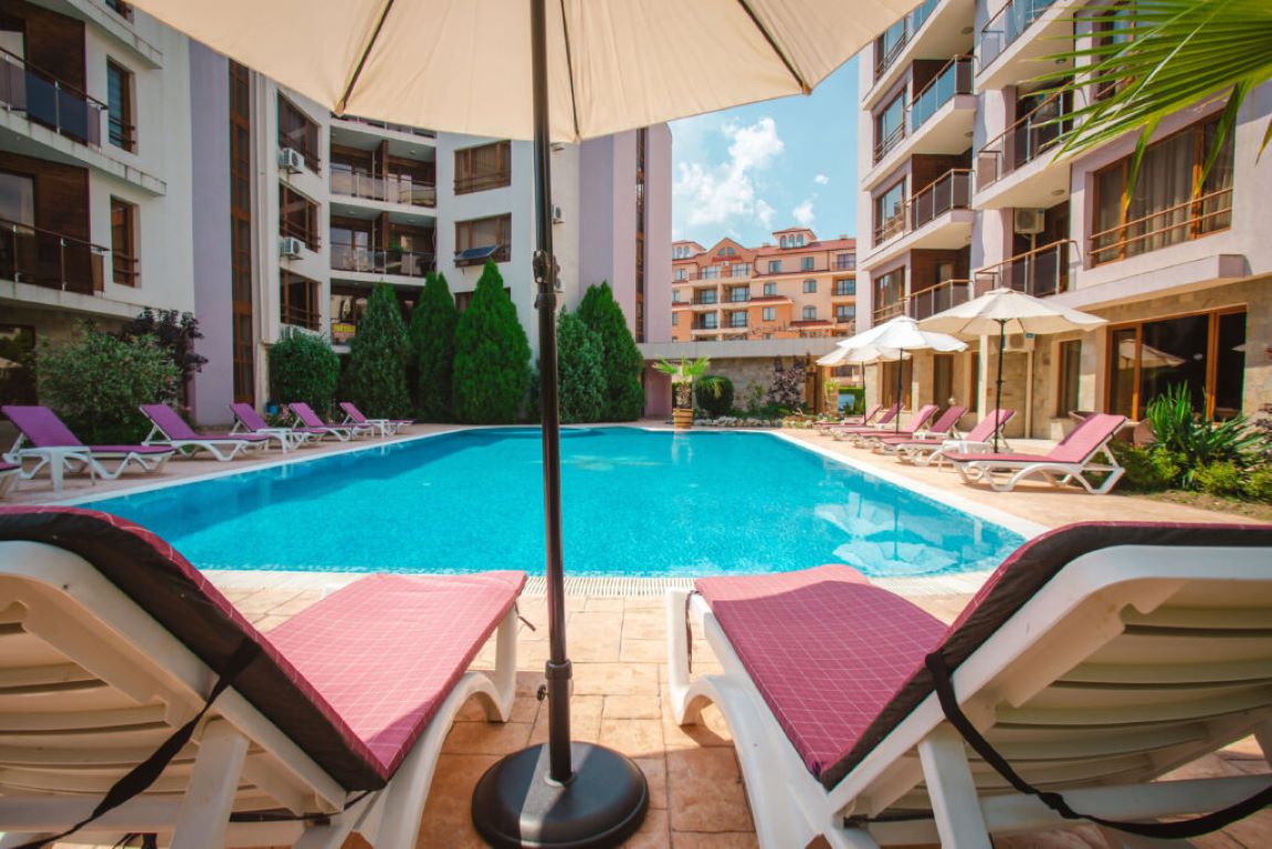 Magnolia Garden Hotel-Bazen.jpg