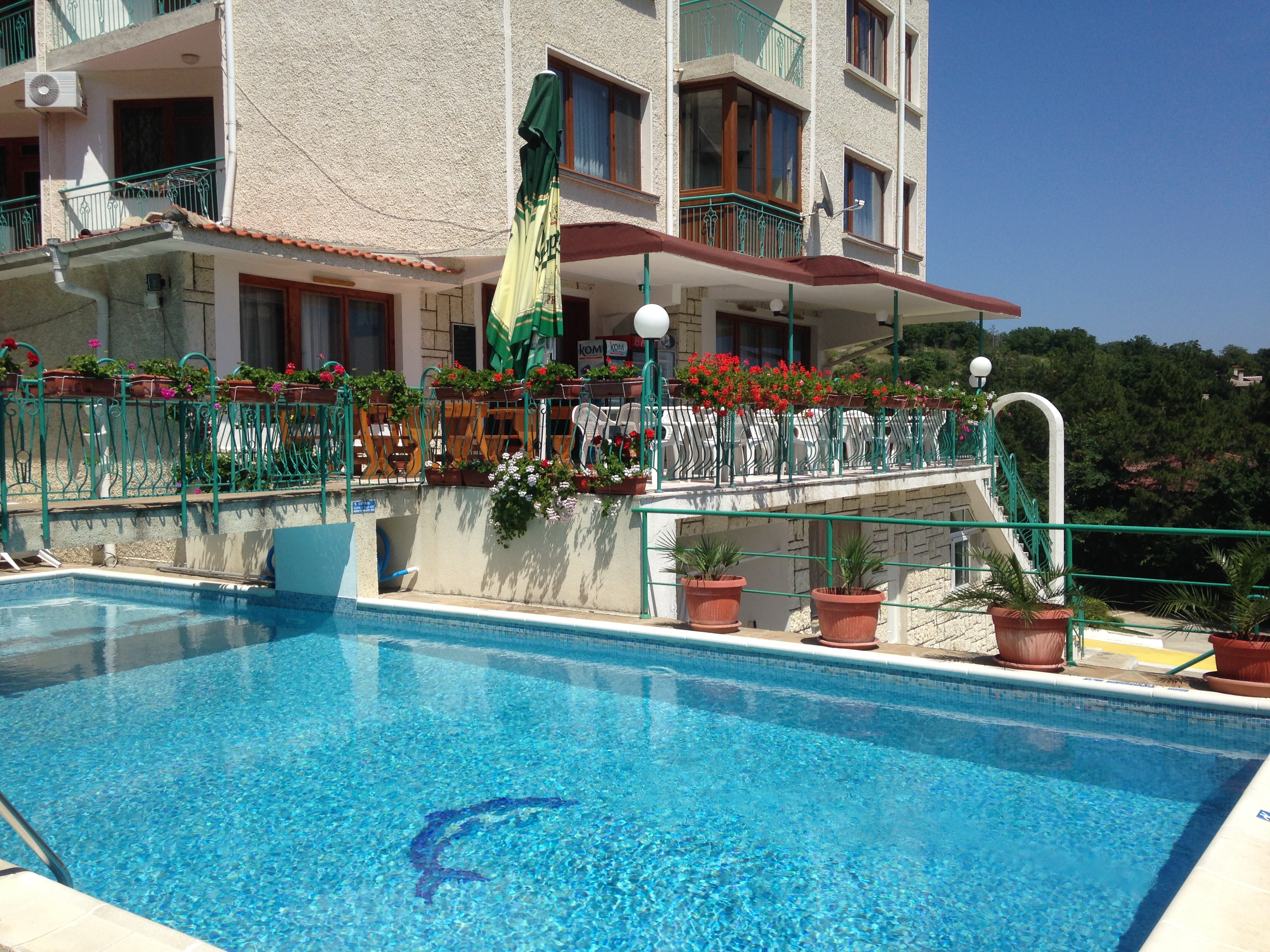 Hotel Zora-Bazen.JPG