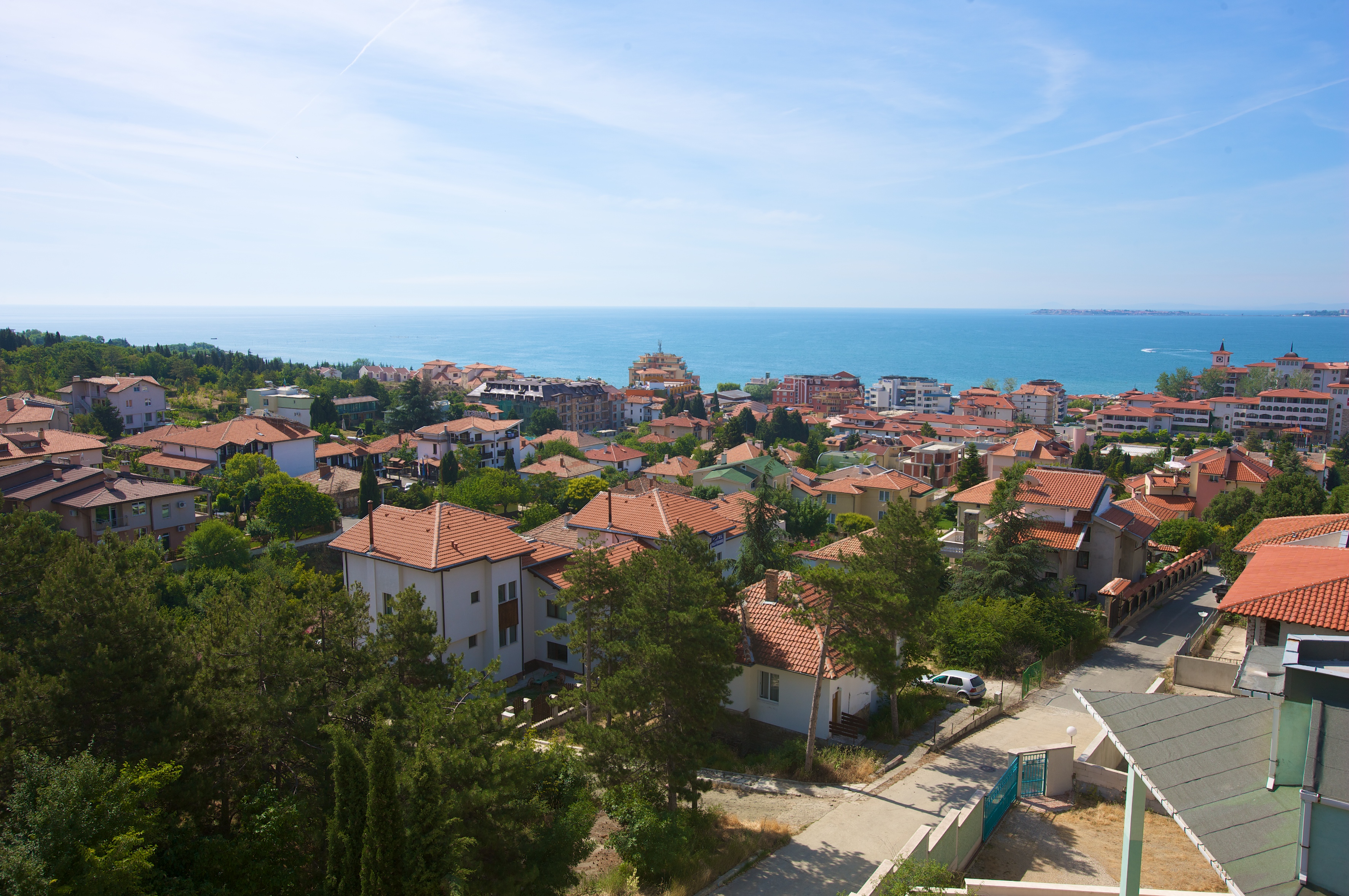 Zora Hotel-Panorama.jpg