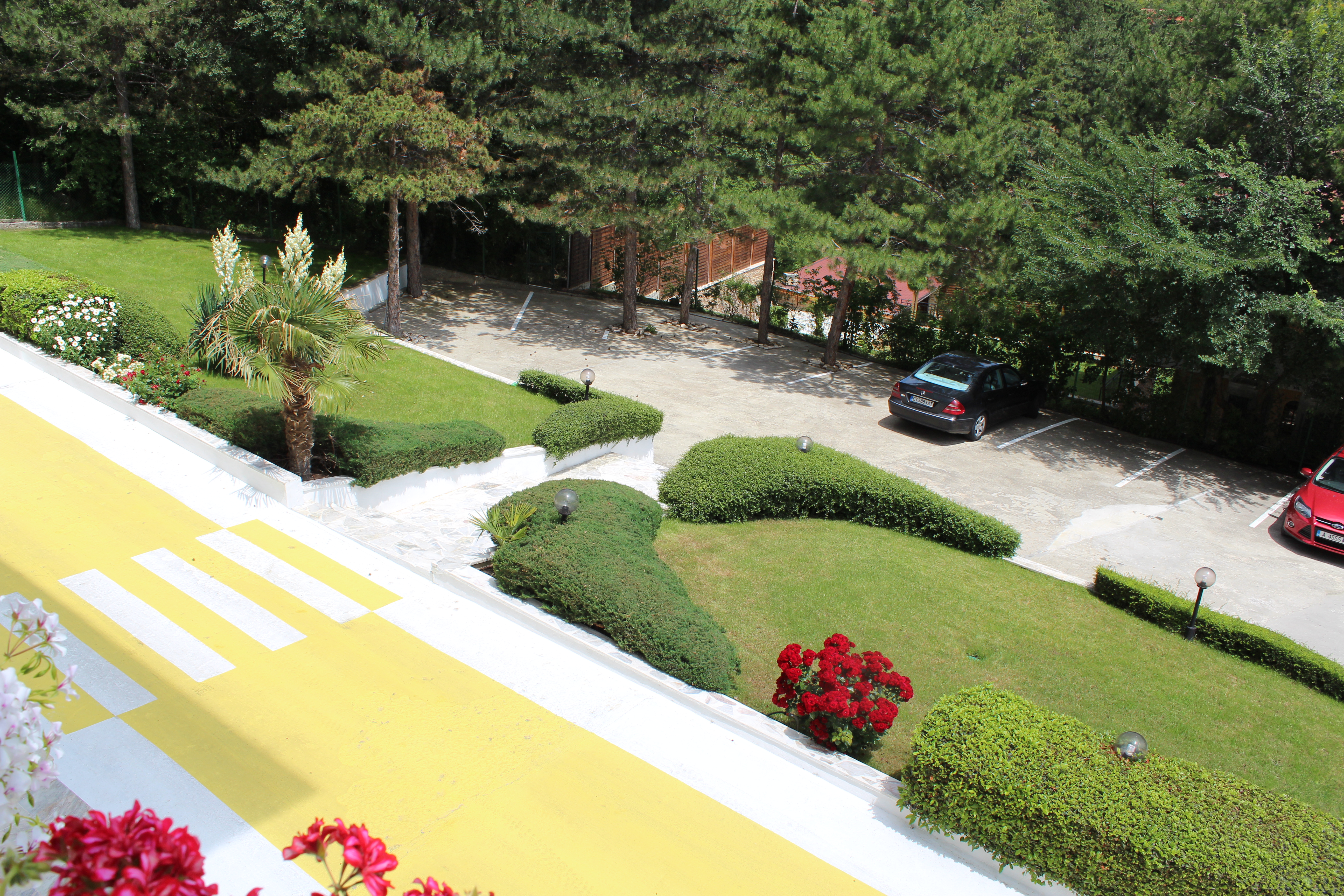 Zora Hotel-Parking.JPG
