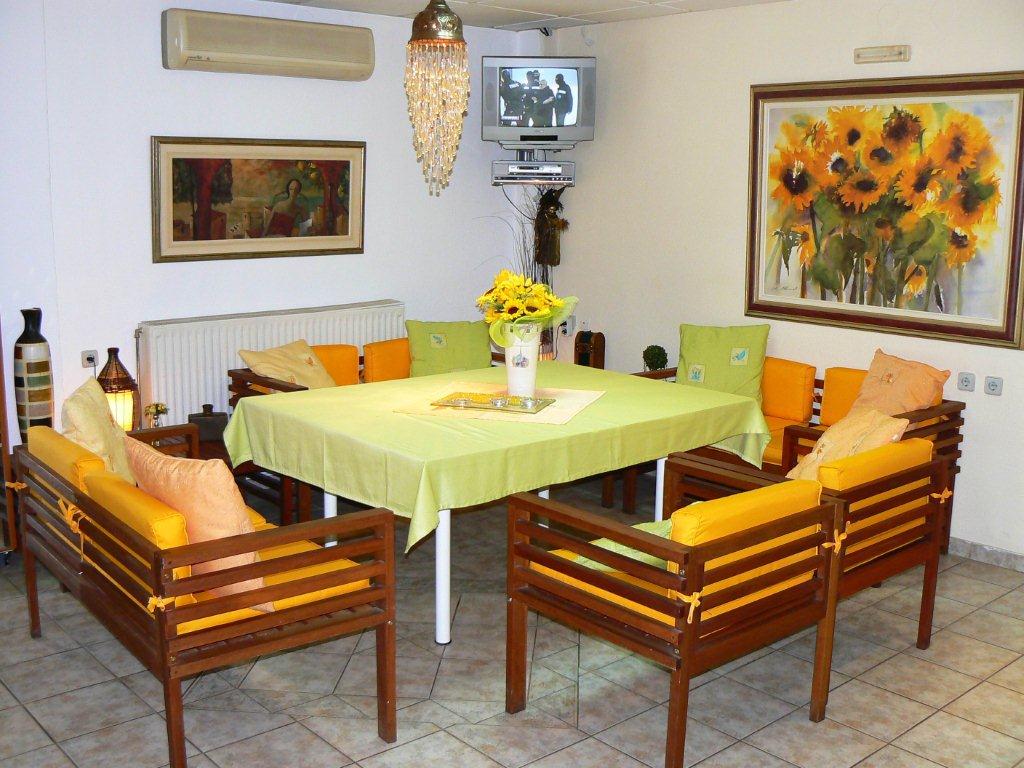 Hotel Erato lobby 1.jpg