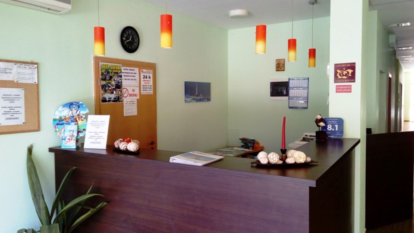 Apart Hotel Darius-Recepcija.jpg