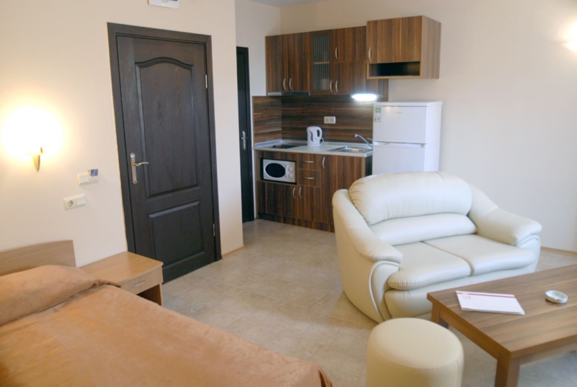 Hotel Rose Village Apart-Studio.jpg