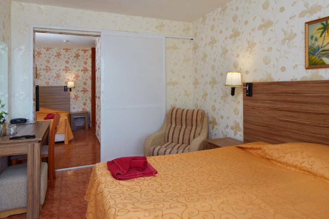 Yantar Sunny Beach Hotel-Apartman.jpg