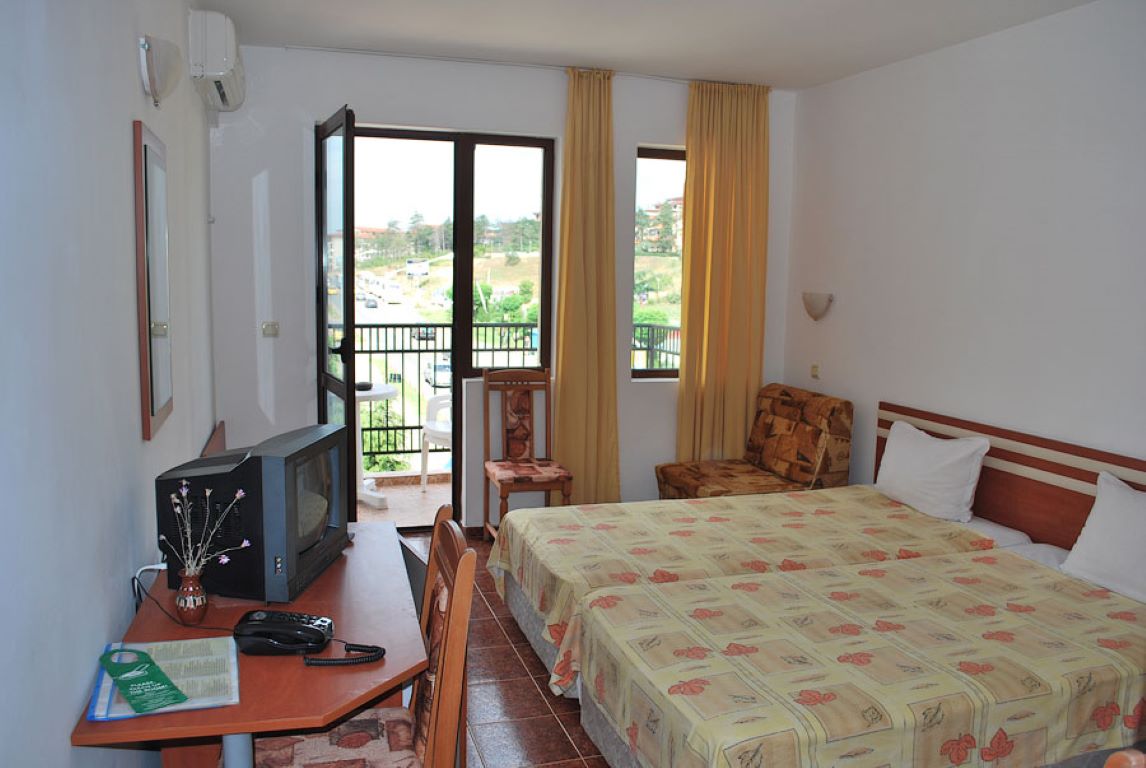Hotel Breza Family-Standardna soba.jpg