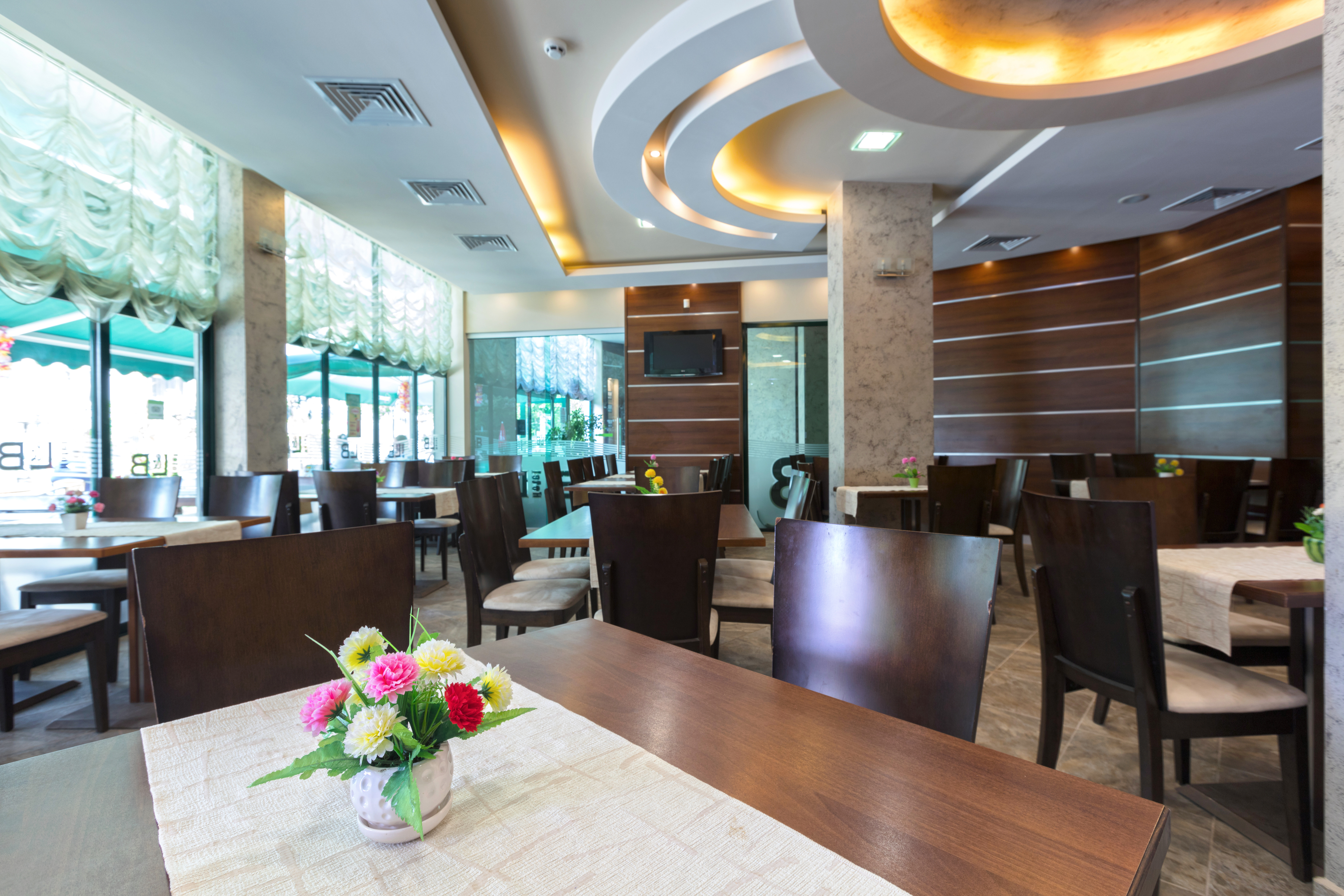 Hotel L & B-Restoran.jpg