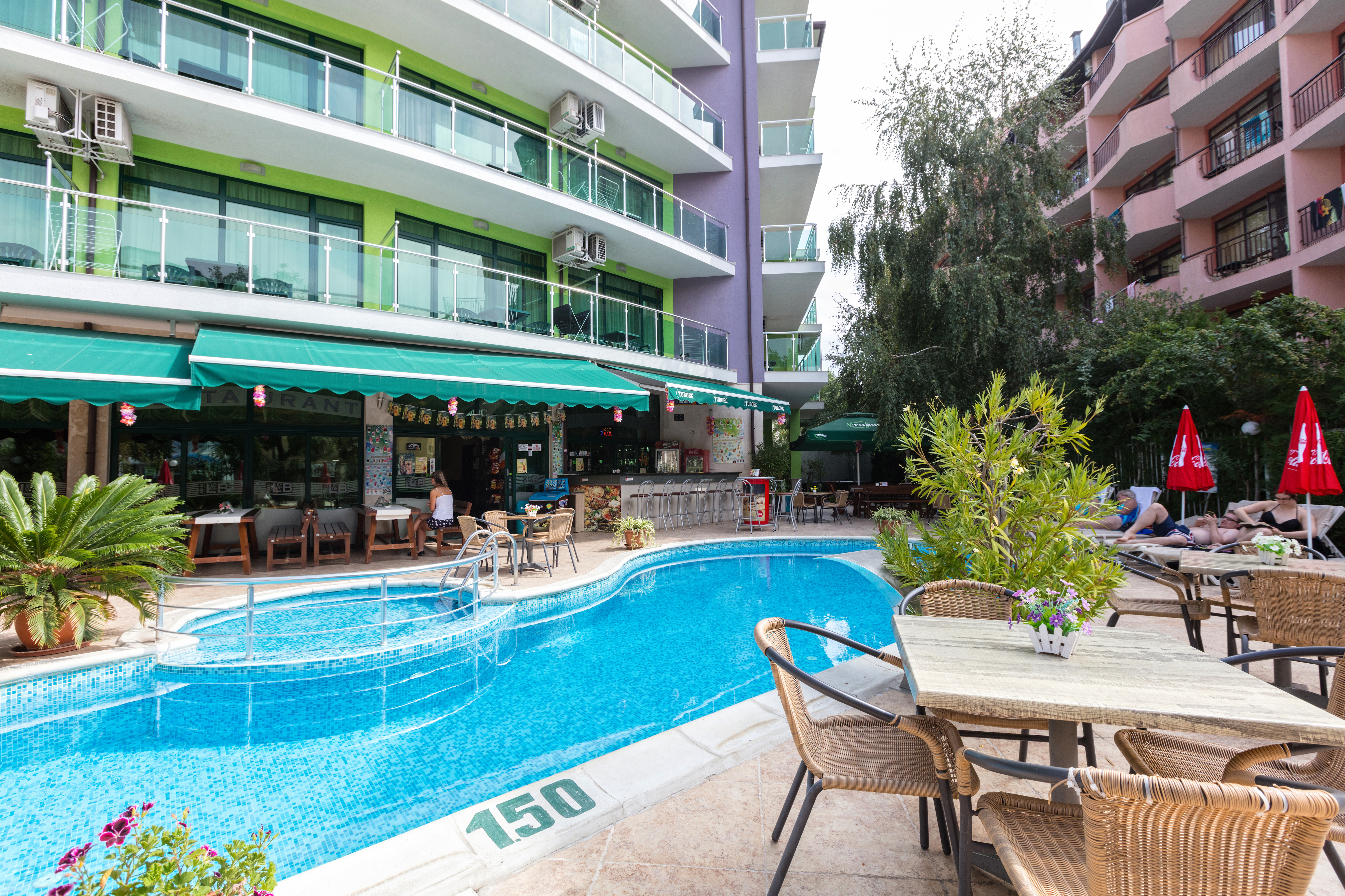 L & B Hotel-Bazen.jpg