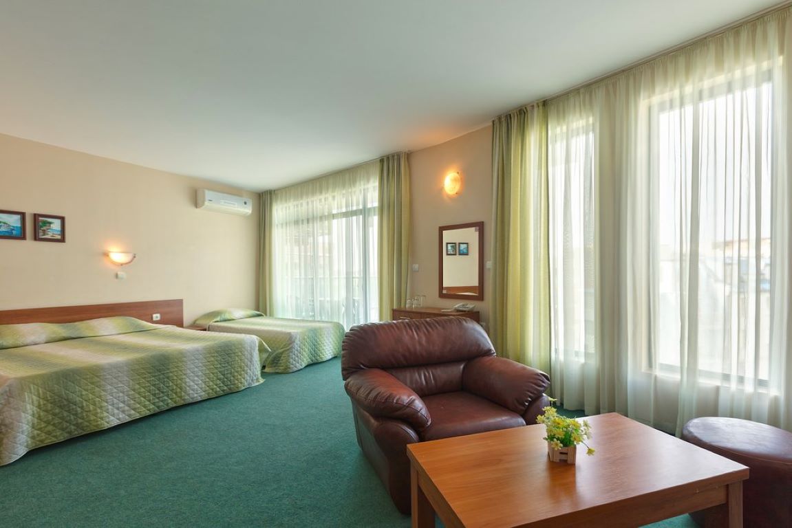 L & B Hotel-Porodicna soba.jpg