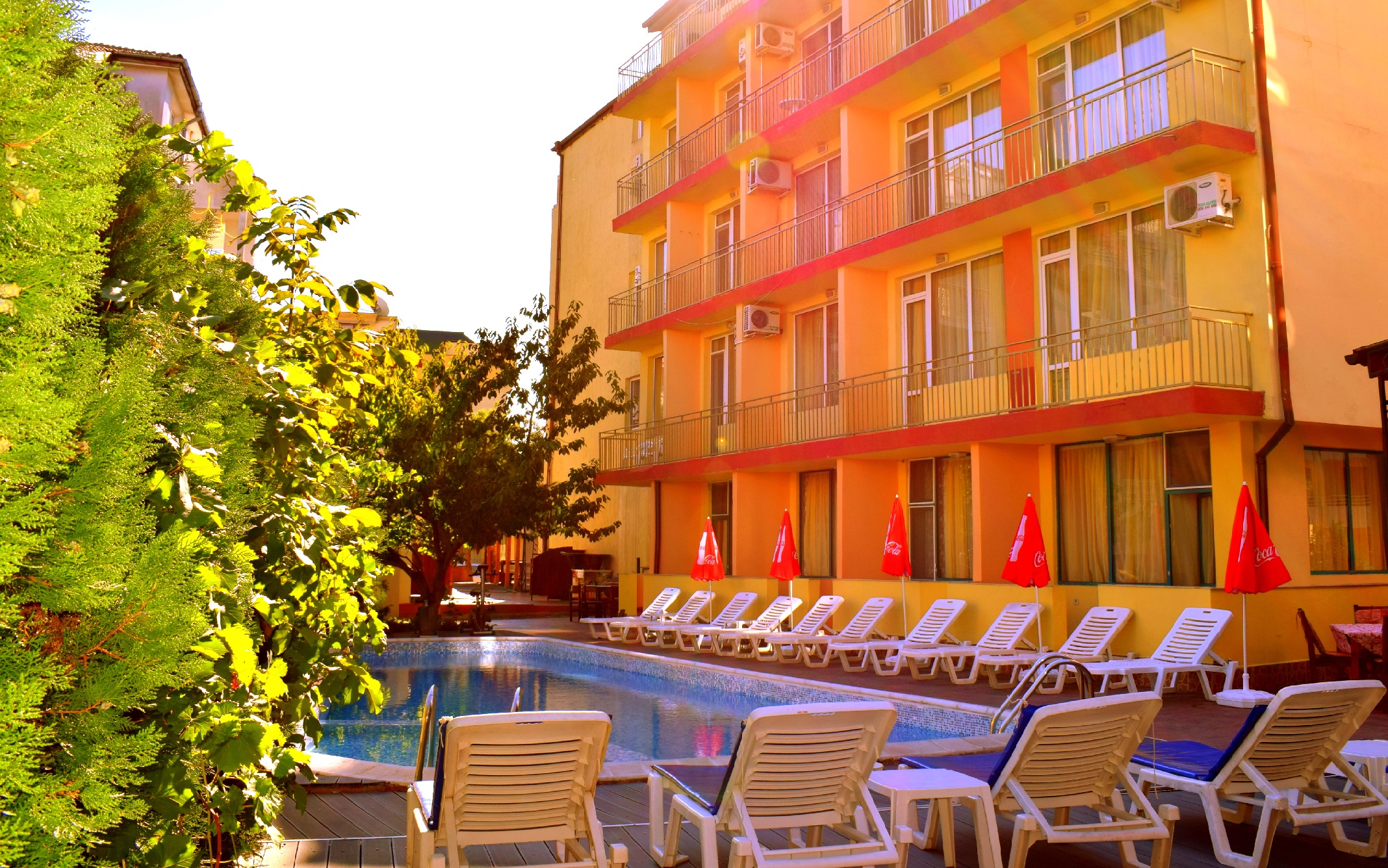Hotel Ryor-Hotel spolja.jpg