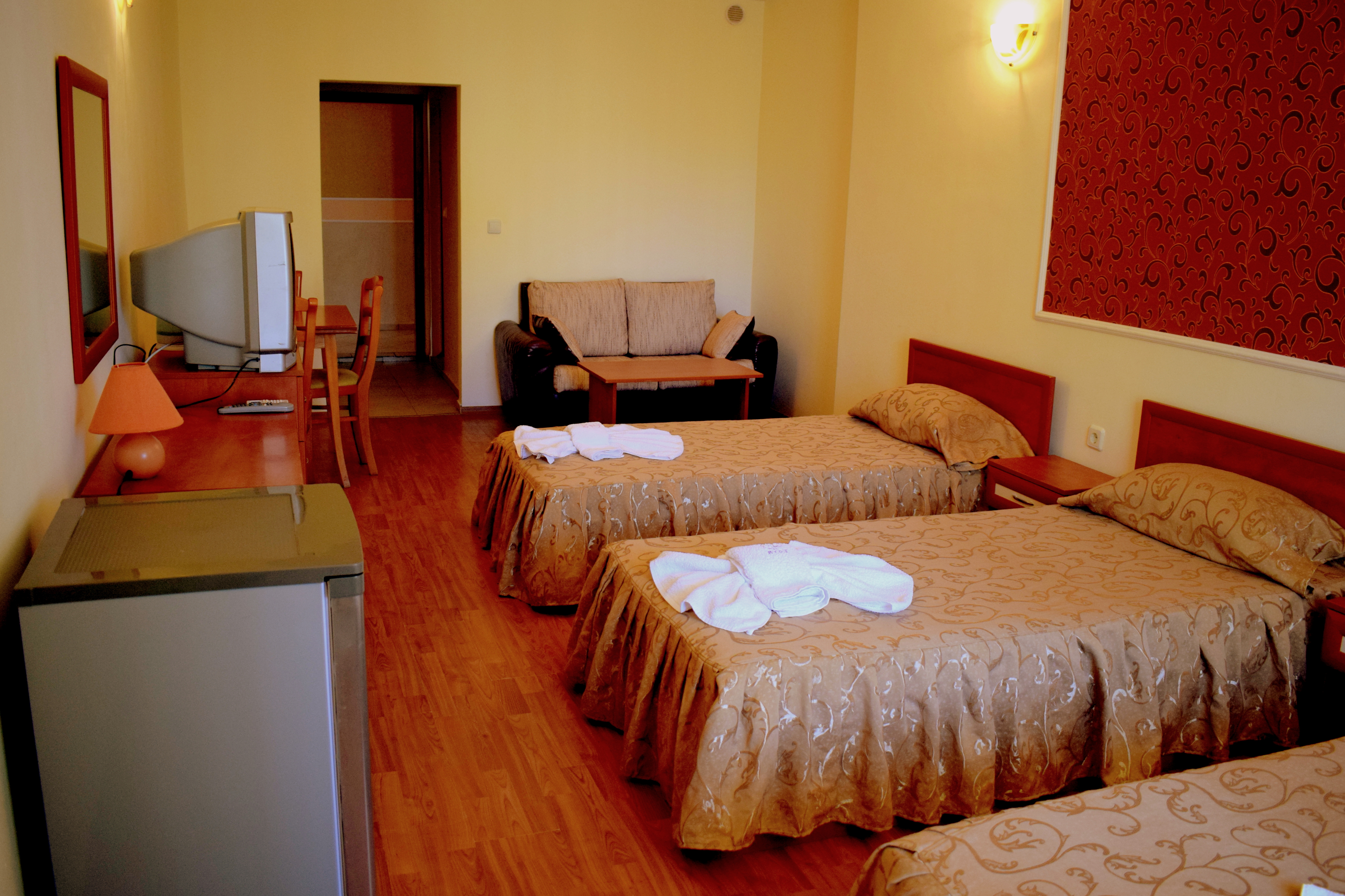 Hotel Ryor-Porodicna soba.JPG