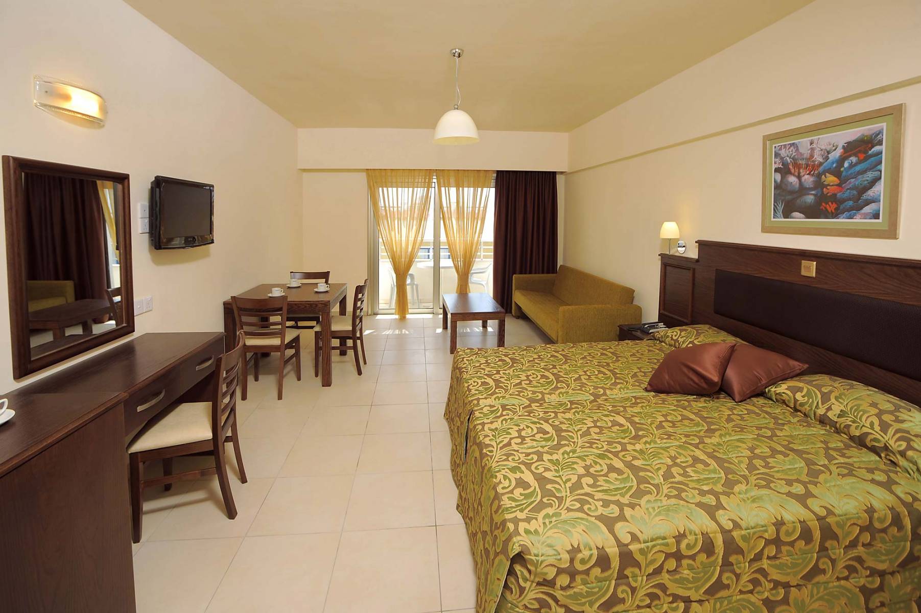 Euronapa Hotel-Superiro studio.jpg