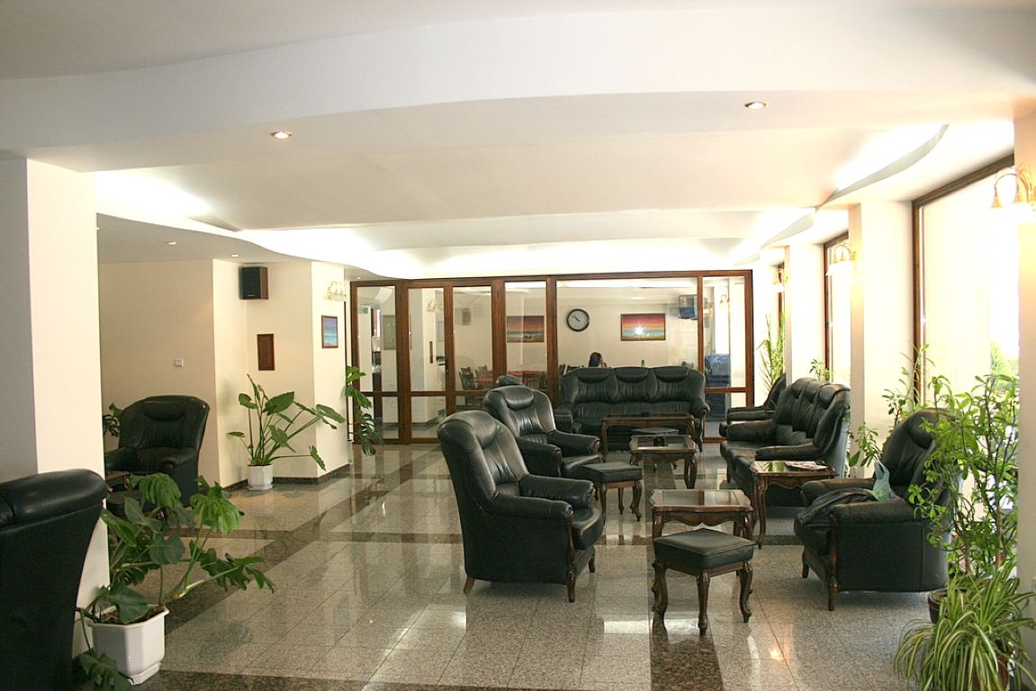 Klisura Hotel-Lobby.jpg