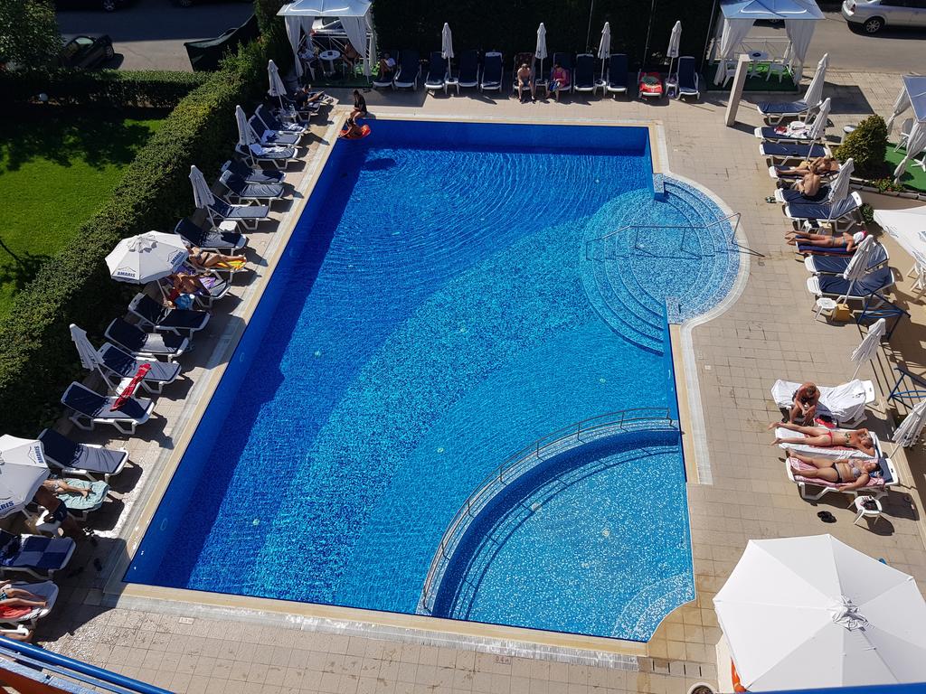 Hotel Amaris-Bazen.jpg